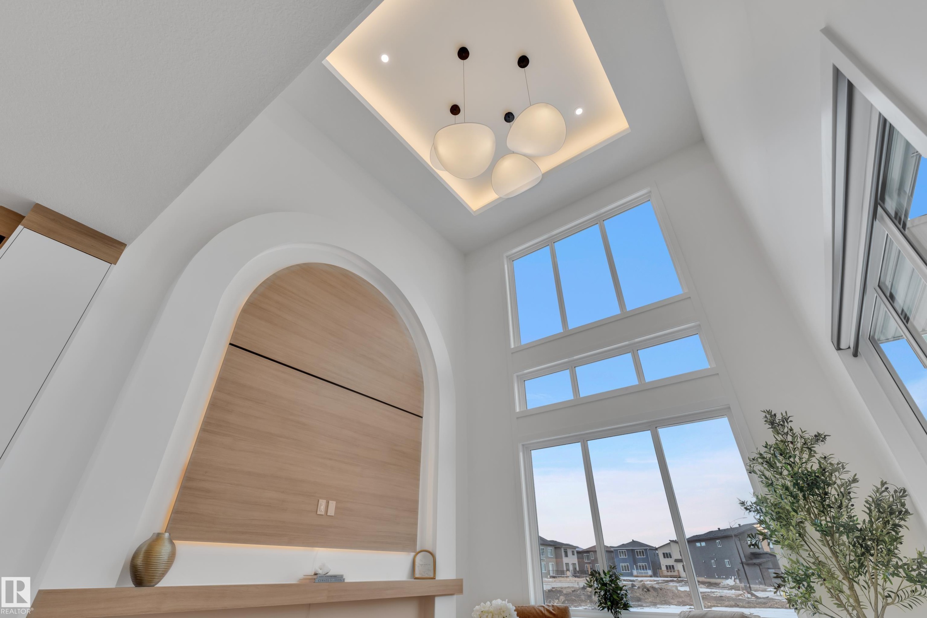 8458 Mayday Link Sw, Edmonton, AB - Indoor Photo Showing Other Room