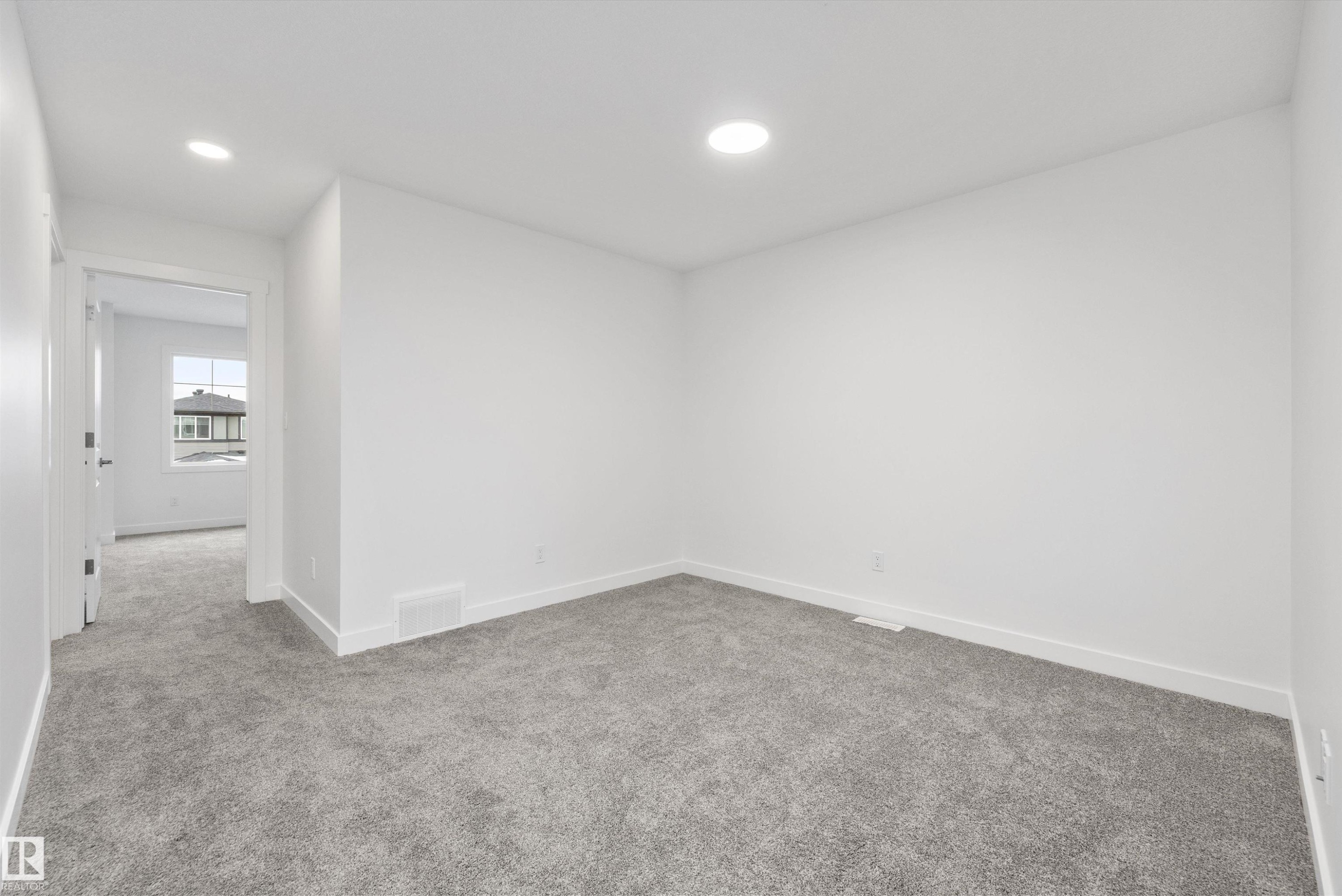 8732 183 Avenue Nw, Edmonton, AB - Indoor Photo Showing Other Room