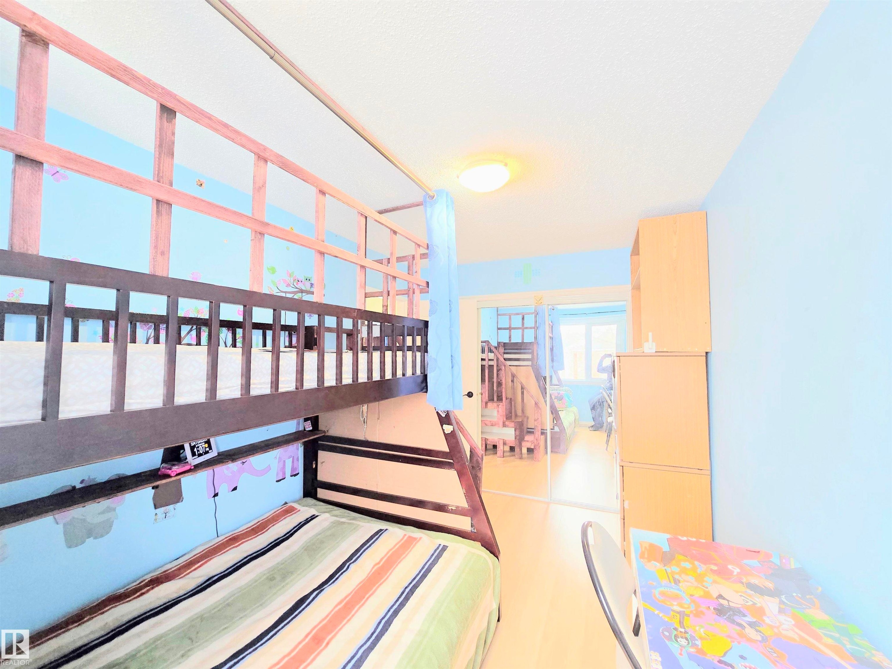 View of bedroom - 80 Amberly Crest, Edmonton, AB - Indoor Photo Showing Other Room