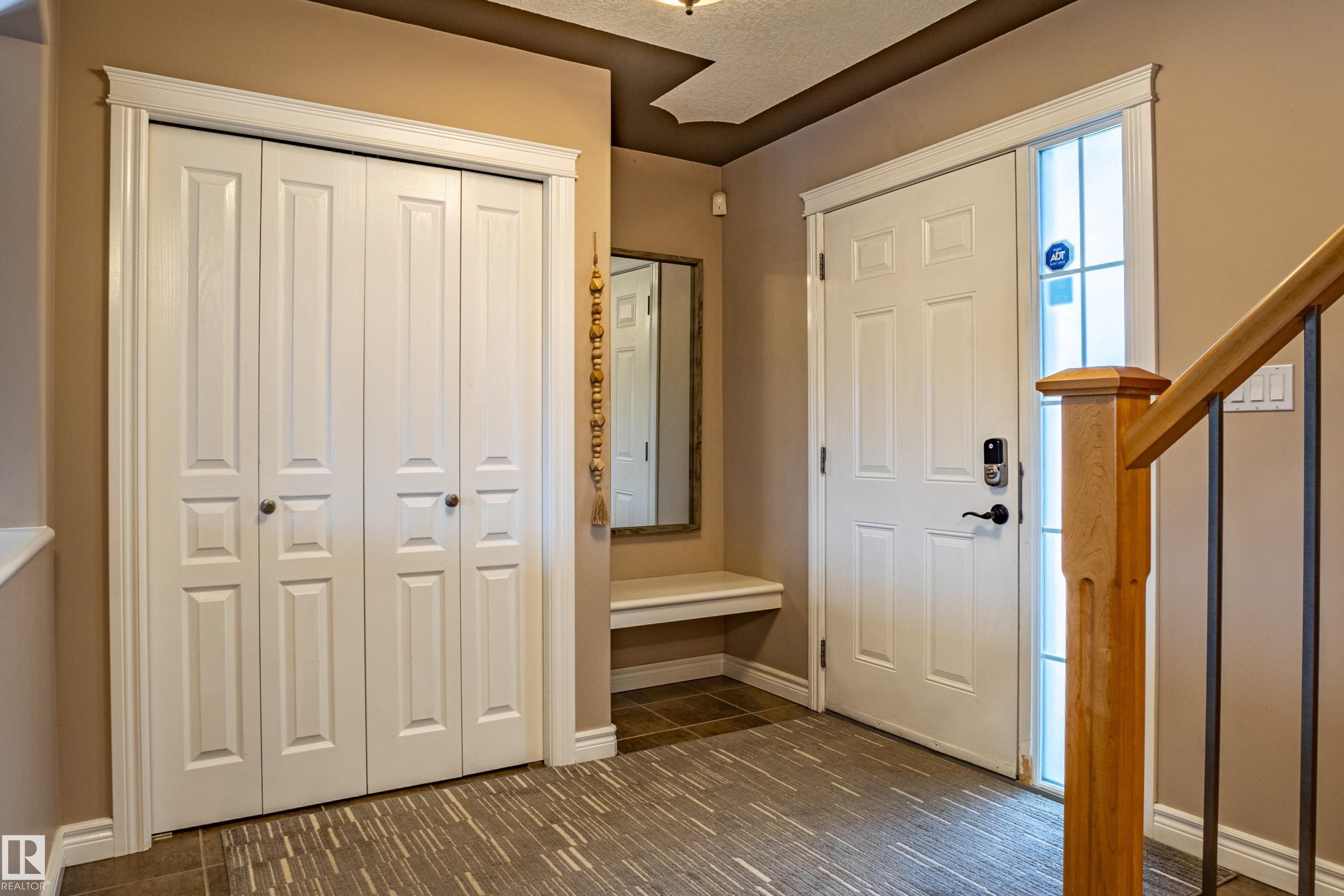 2721 Miles Place, Edmonton, AB - Indoor Photo Showing Other Room