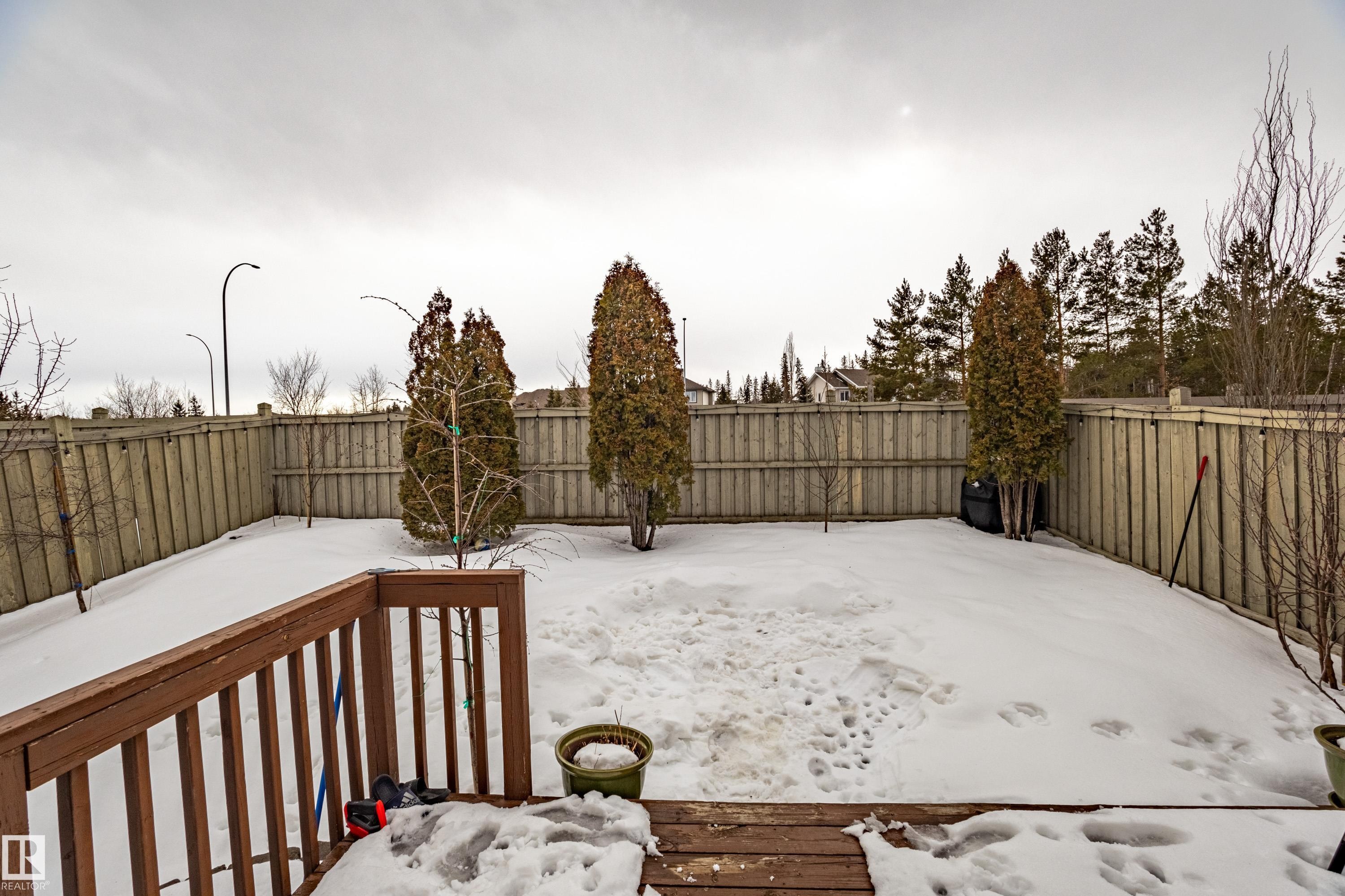 2721 Miles Place, Edmonton, AB - Outdoor