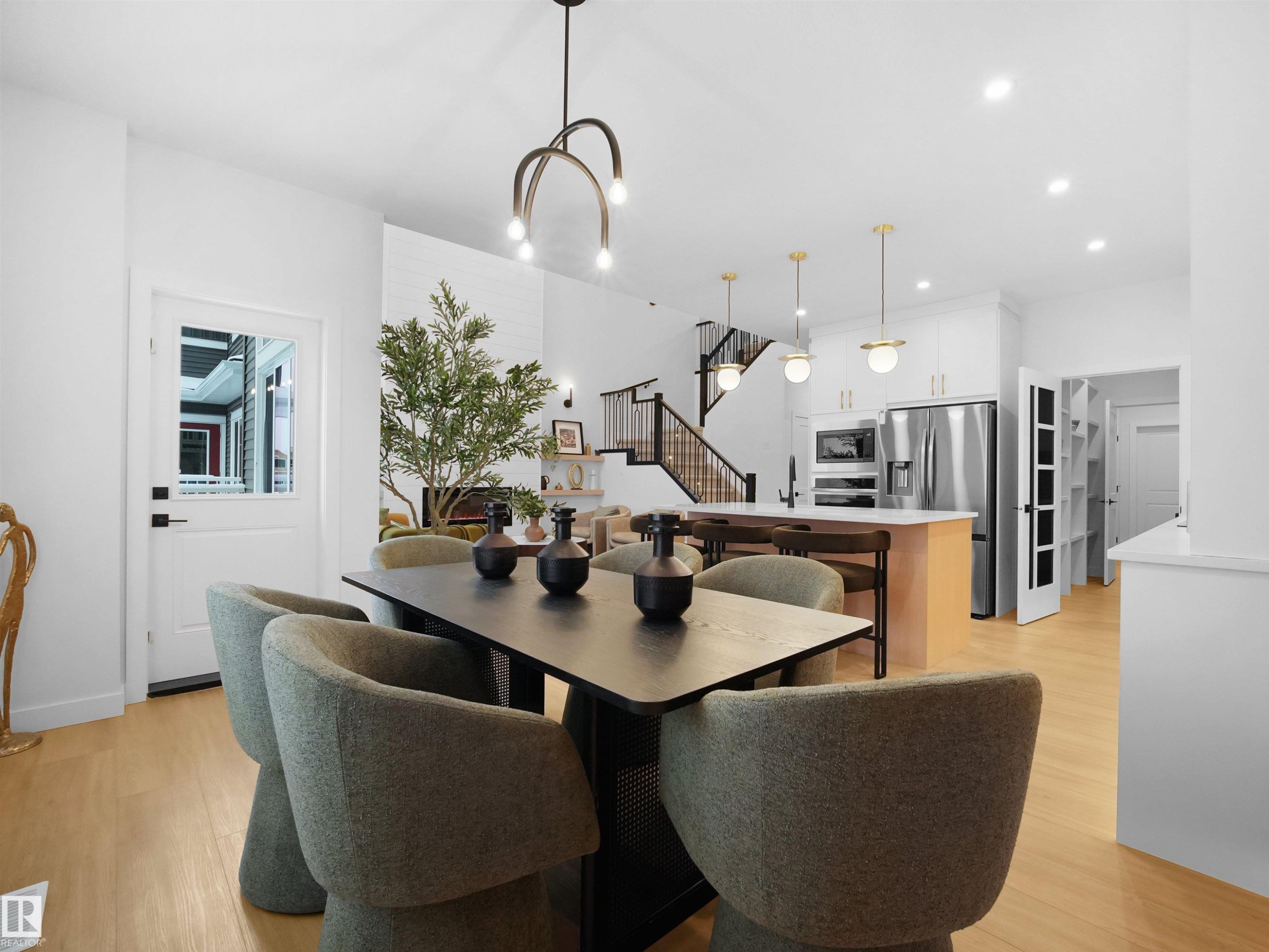 945 Elderberry Landing, Edmonton, AB