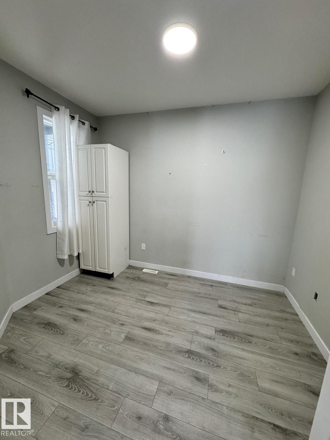 17124 68 Street, Edmonton, AB - Indoor Photo Showing Other Room