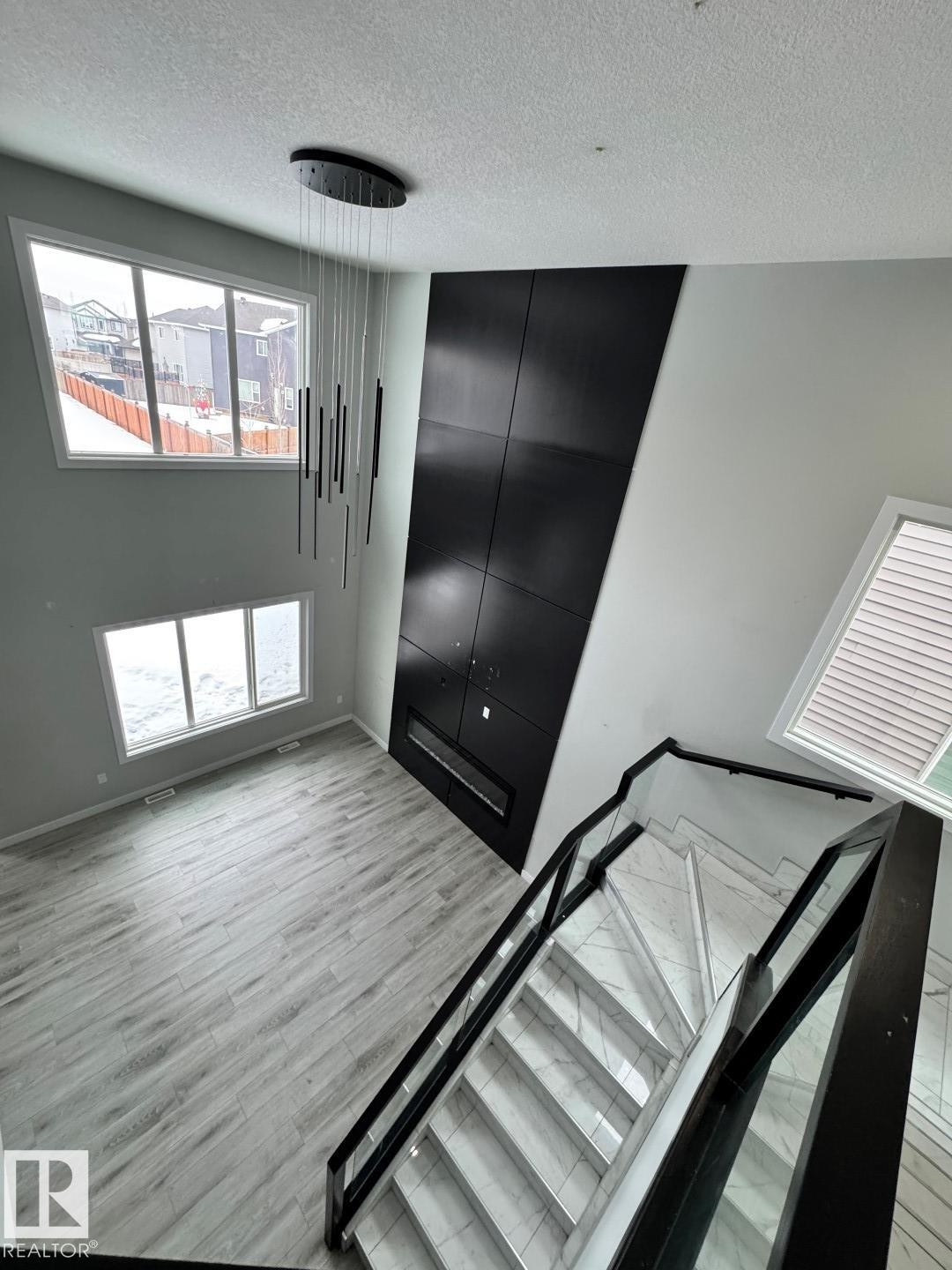 17124 68 Street, Edmonton, AB - Indoor Photo Showing Other Room