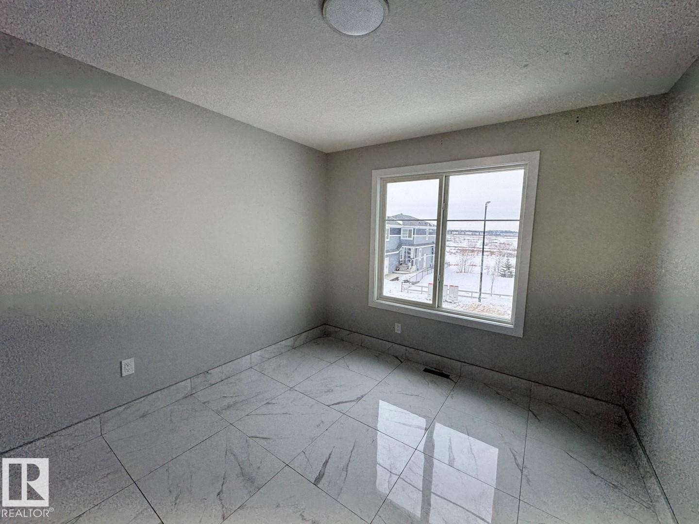 17124 68 Street, Edmonton, AB - Indoor Photo Showing Other Room