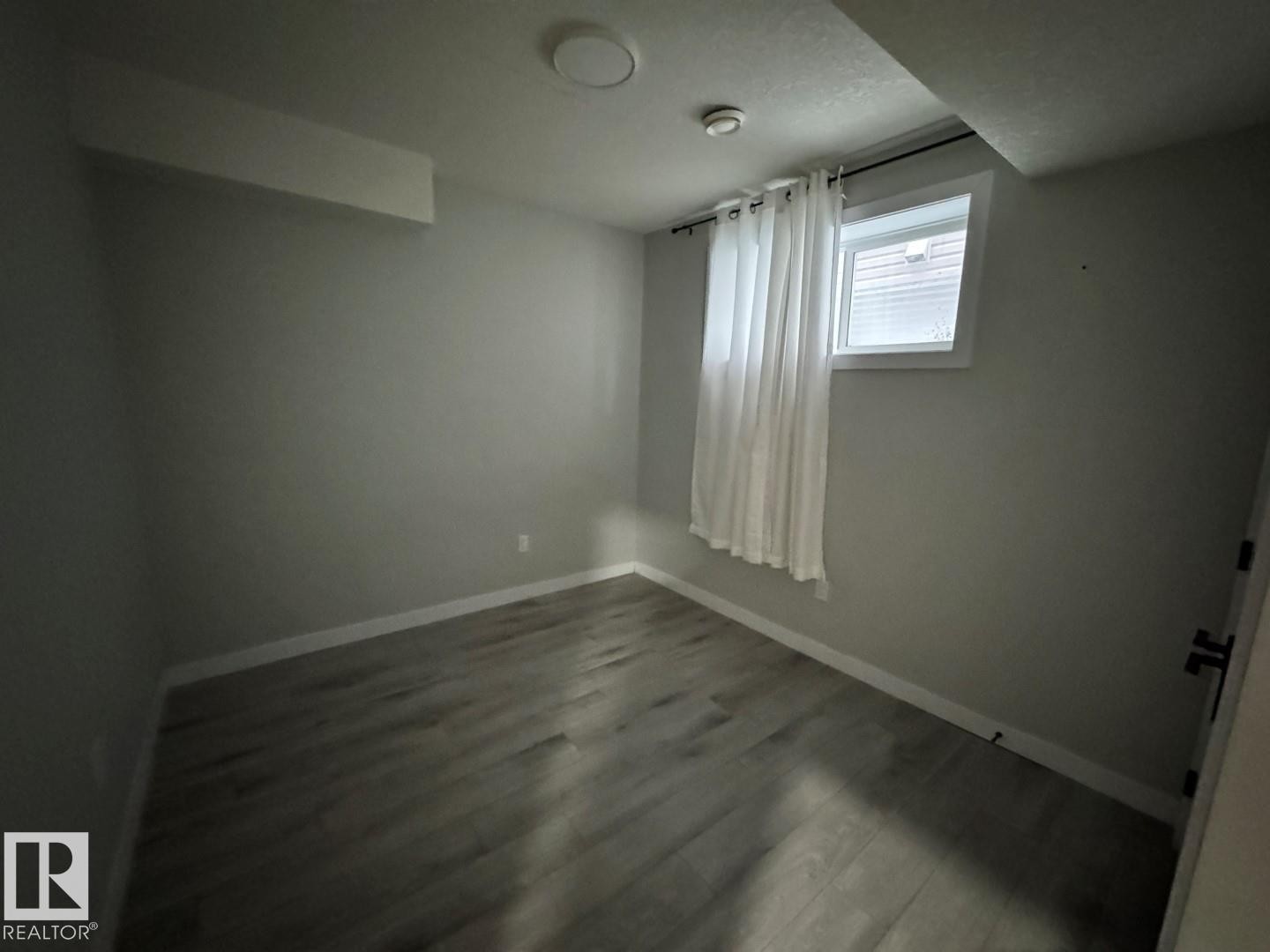 17124 68 Street, Edmonton, AB - Indoor Photo Showing Other Room