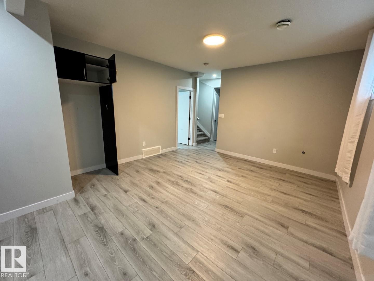 17124 68 Street, Edmonton, AB - Indoor Photo Showing Other Room