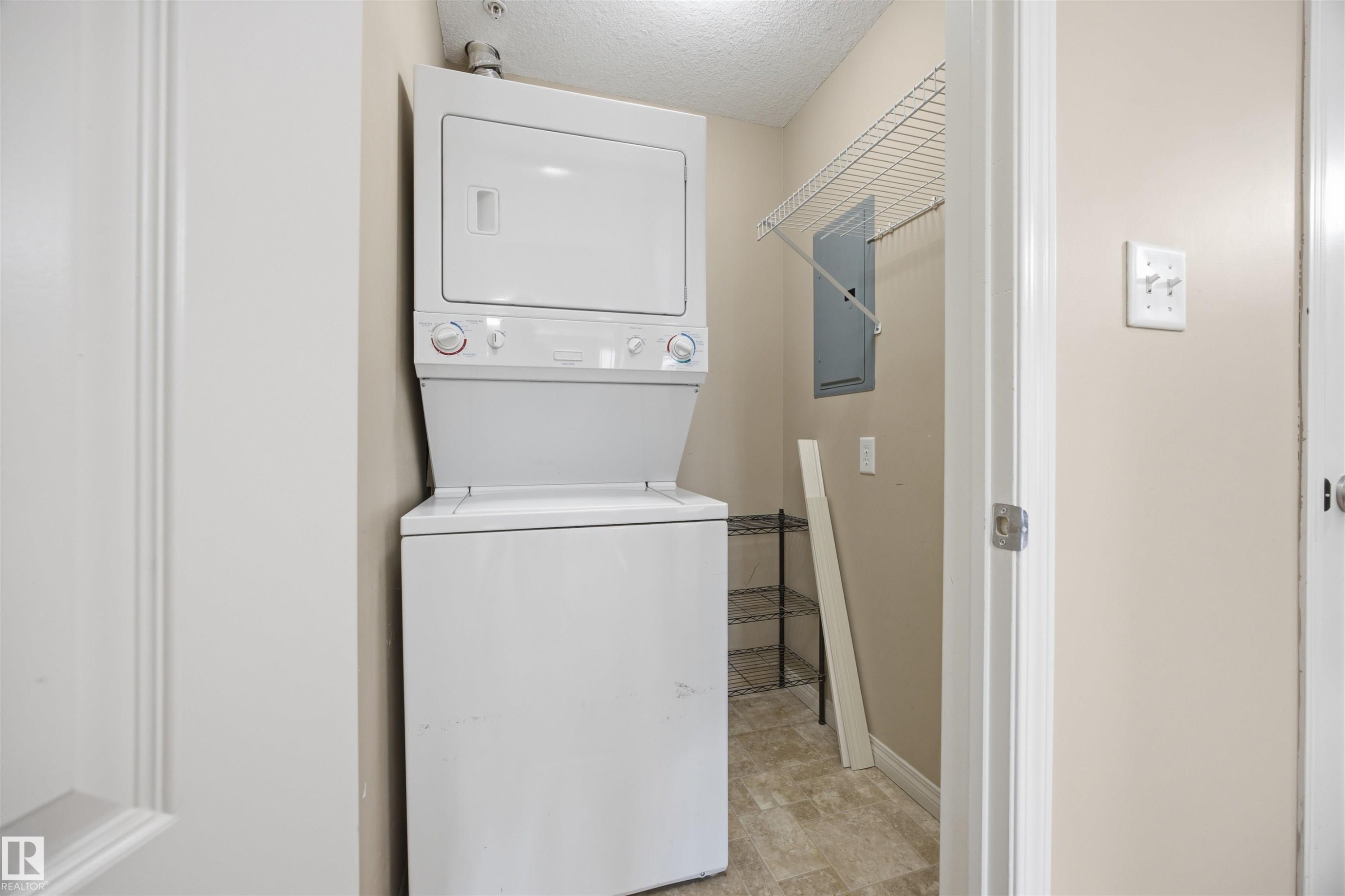 #107 4903 47 Av, Stony Plain, AB - Indoor Photo Showing Laundry Room
