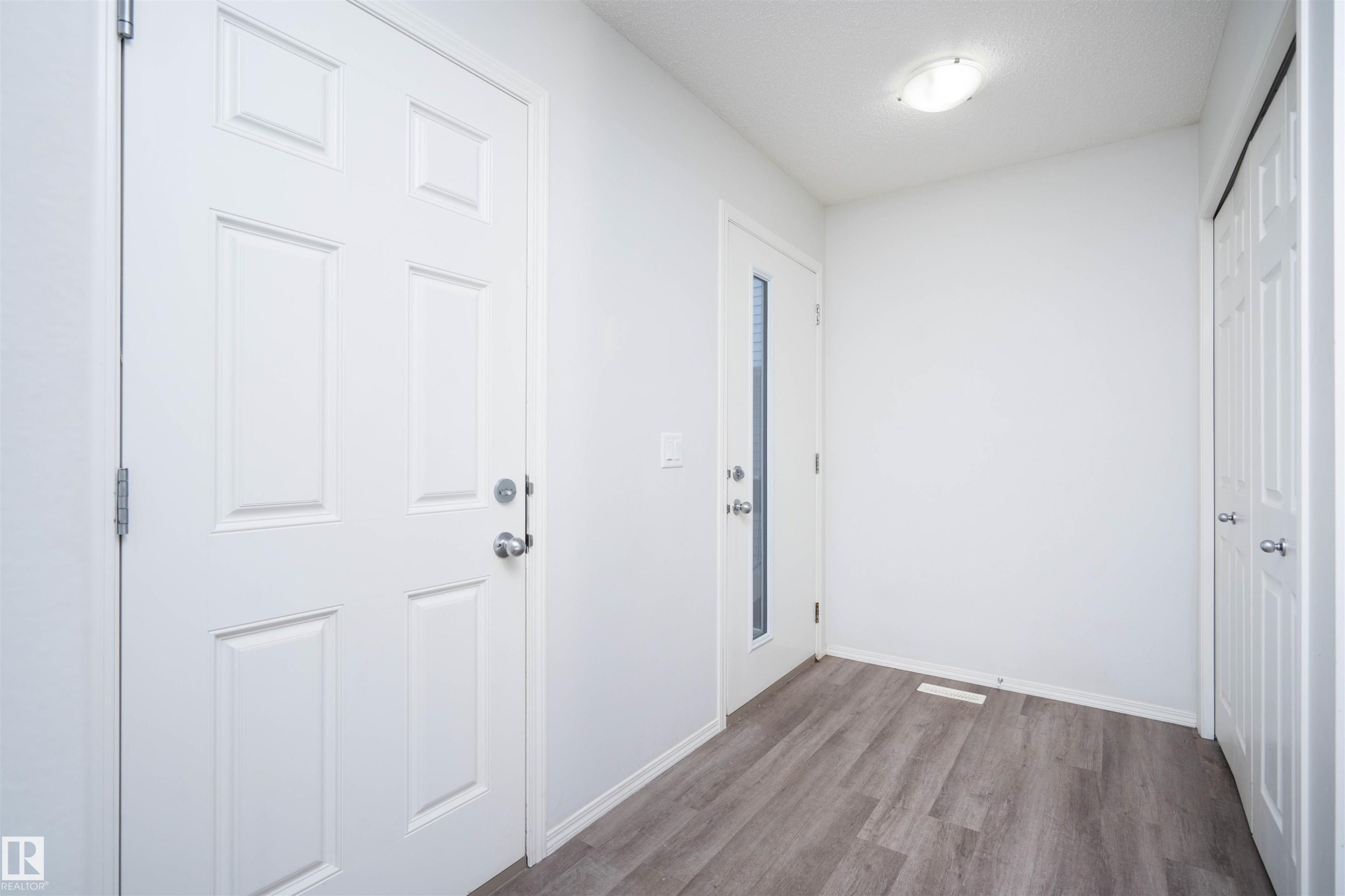 3099 Checknita Way, Edmonton, AB - Indoor Photo Showing Other Room