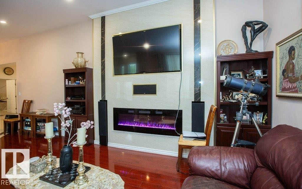 5104 - 49 Avenue, Busby, AB - Indoor Photo Showing Living Room