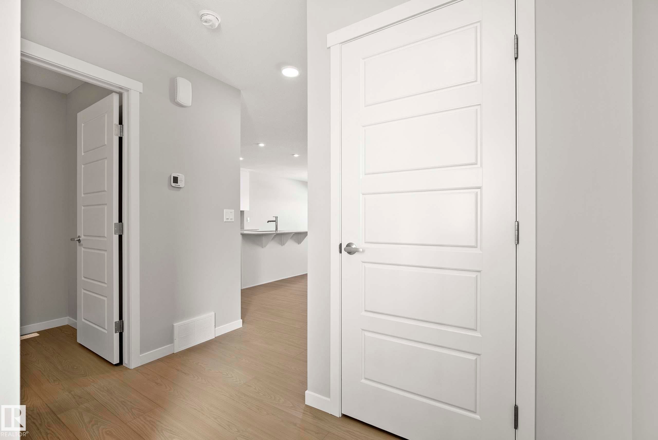 342 172 Avenue, Edmonton, AB - Indoor Photo Showing Other Room