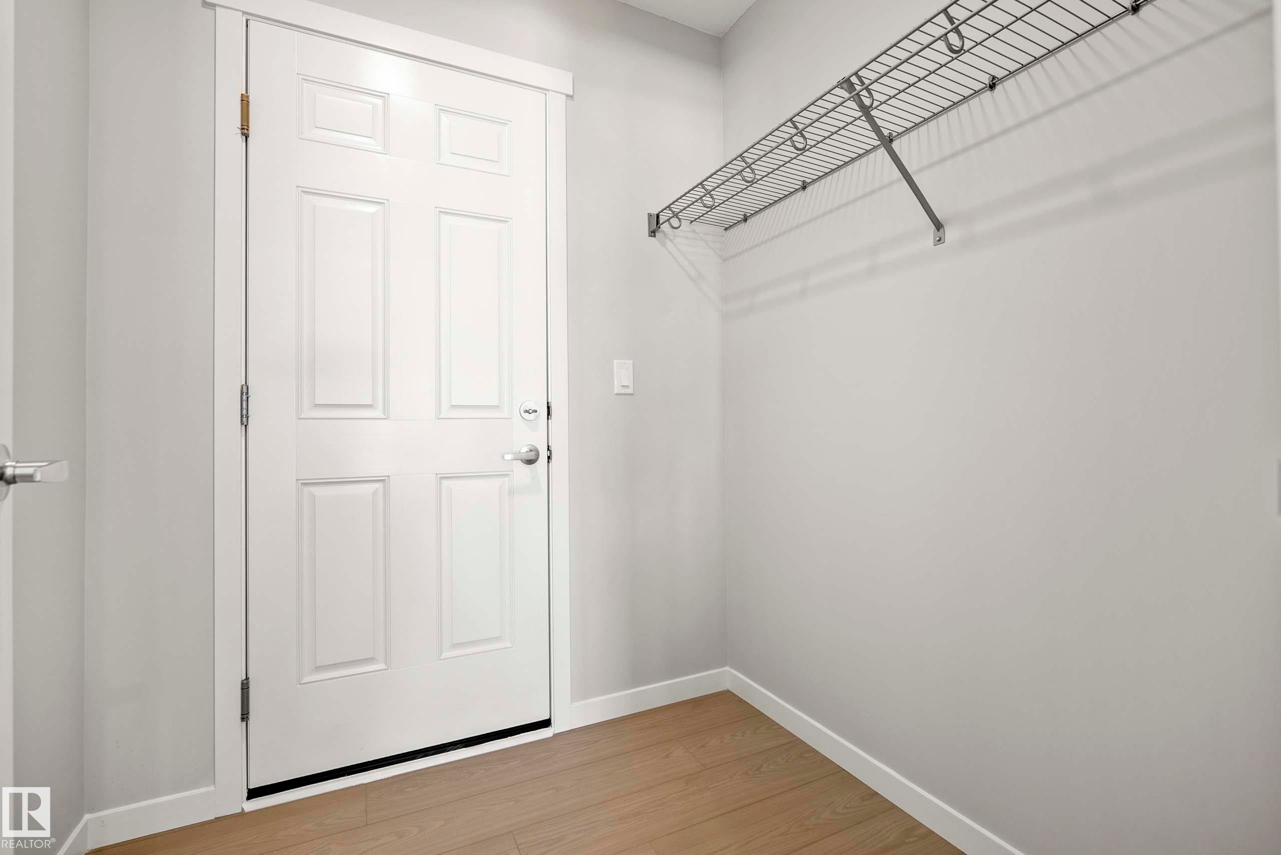 342 172 Avenue, Edmonton, AB - Indoor