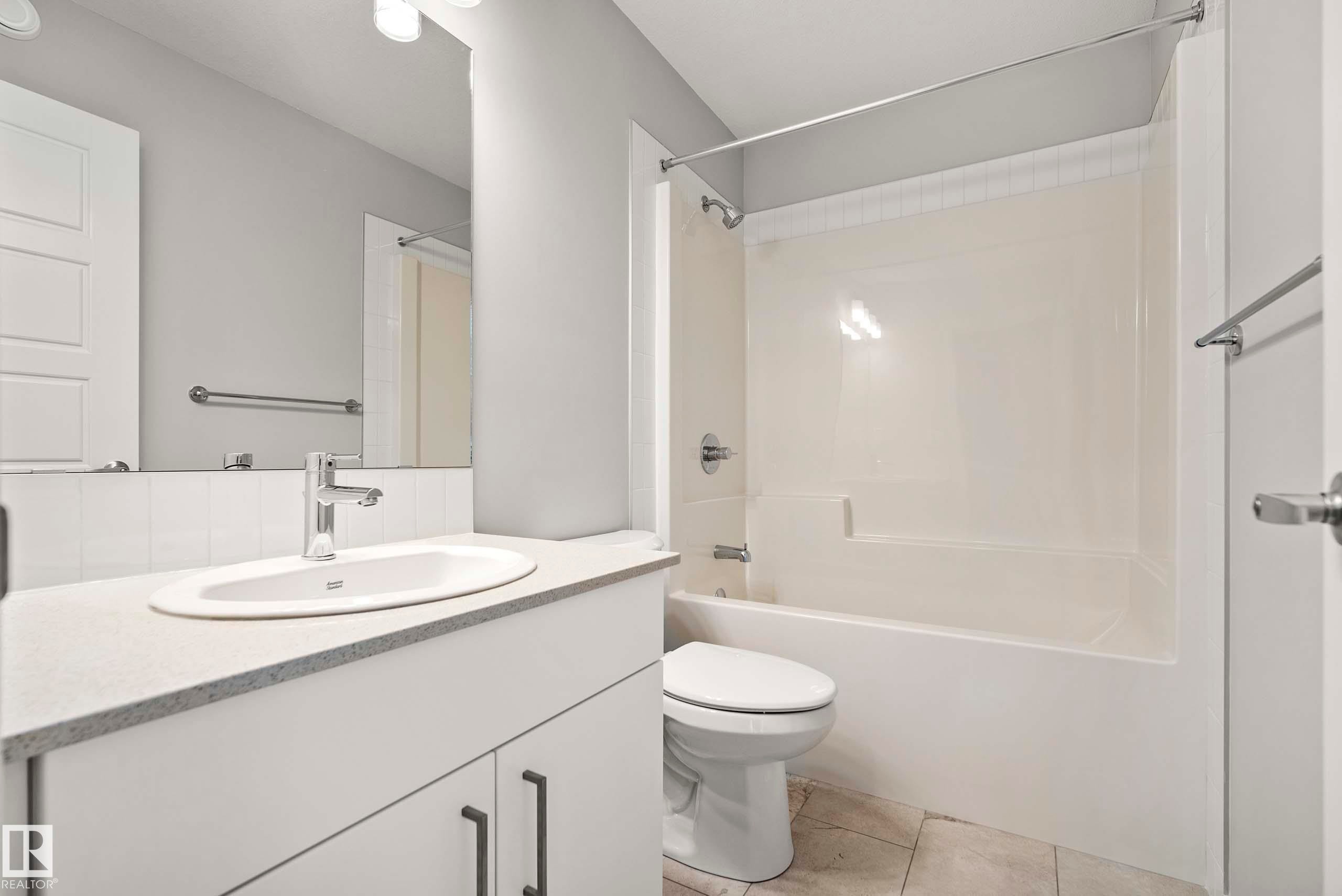 342 172 Avenue, Edmonton, AB - Indoor Photo Showing Bathroom