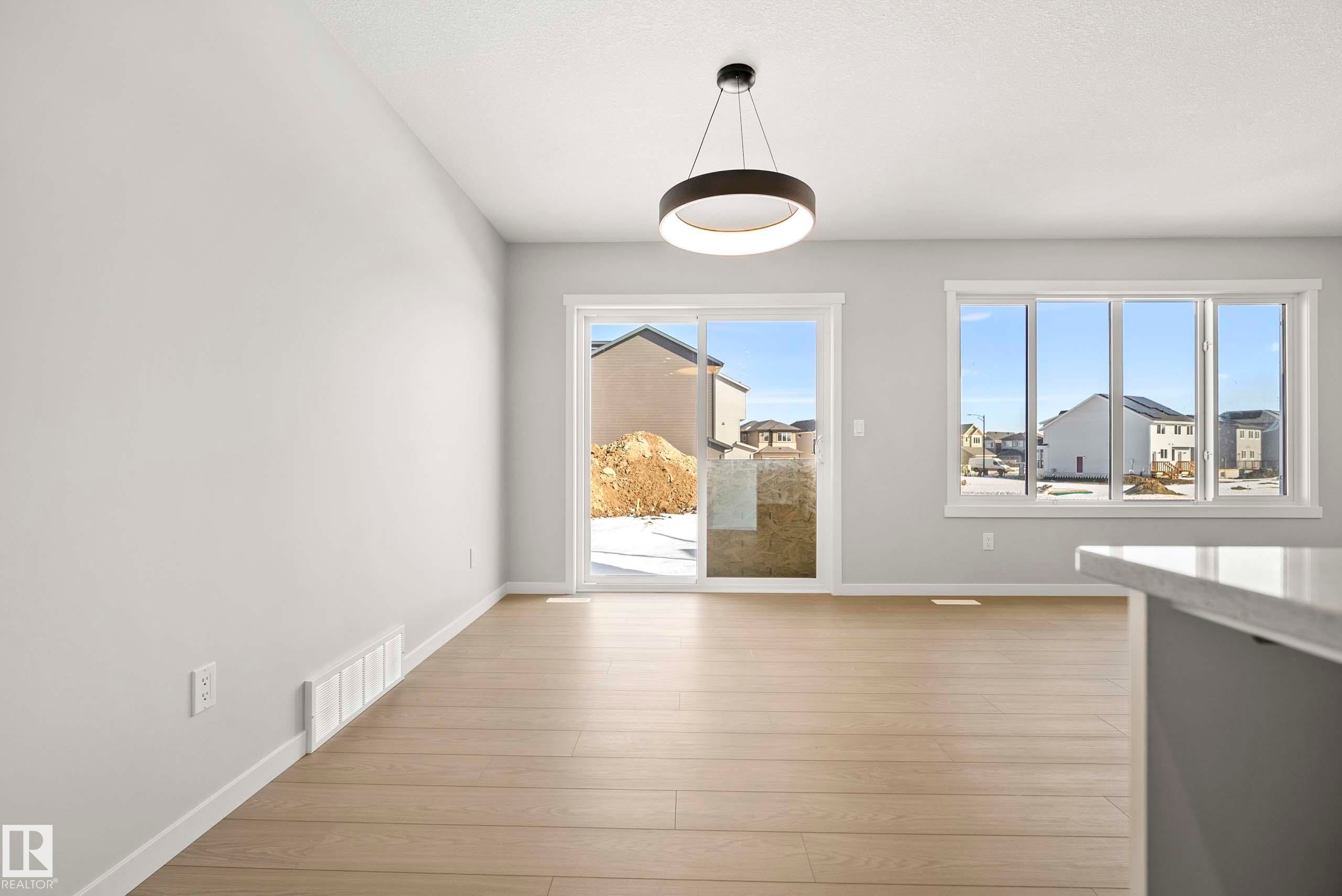 342 172 Avenue, Edmonton, AB - Indoor