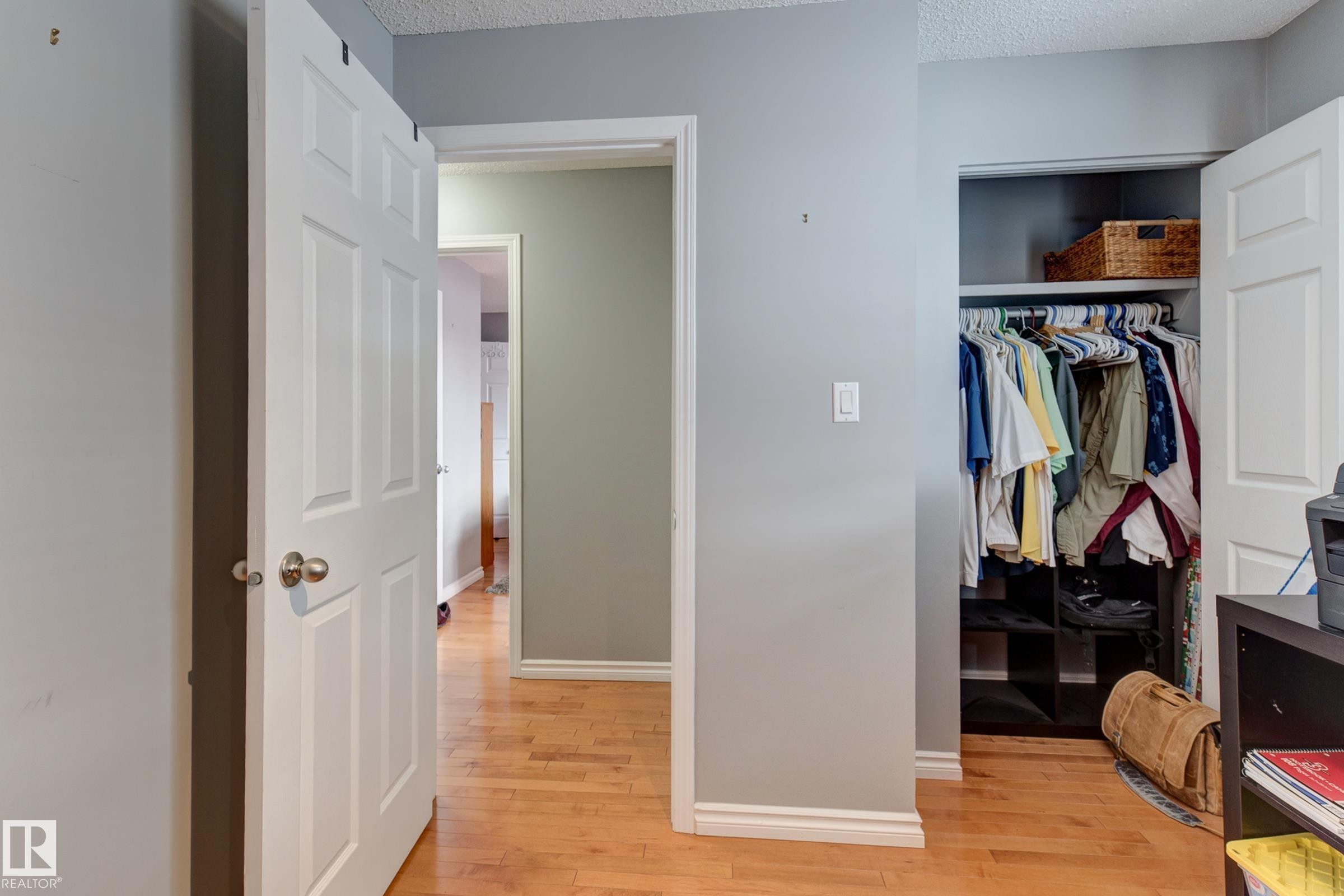 View of closet - 4823 10 Avenue, Edmonton, AB - Indoor Photo Showing Other Room