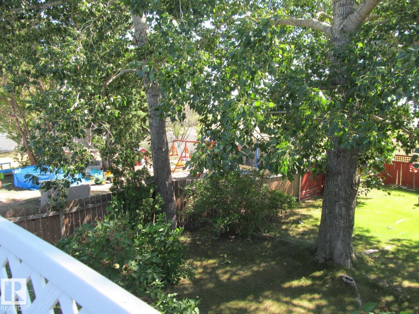 View of fenced backyard - 4823 10 Avenue, Edmonton, AB - Outdoor