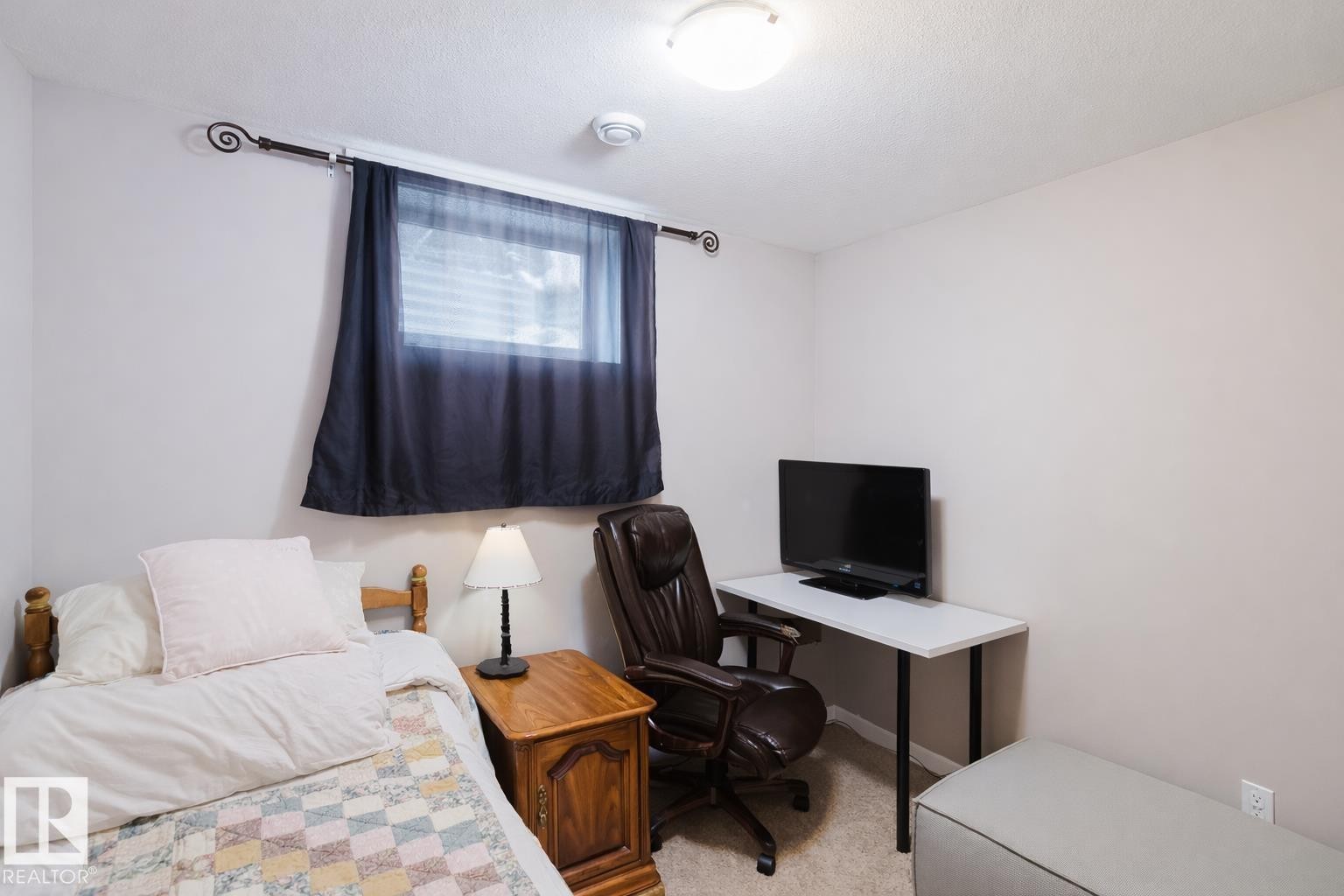 11611 145 Avenue, Edmonton, AB - Indoor