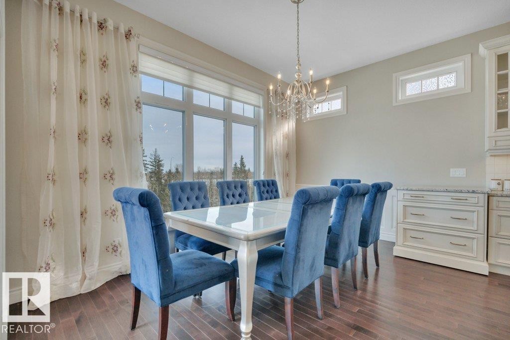 631 Howatt Drive, Edmonton, AB - Indoor Photo Showing Dining Room