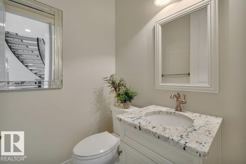 631 Howatt Drive, Edmonton, AB - Indoor Photo Showing Bathroom