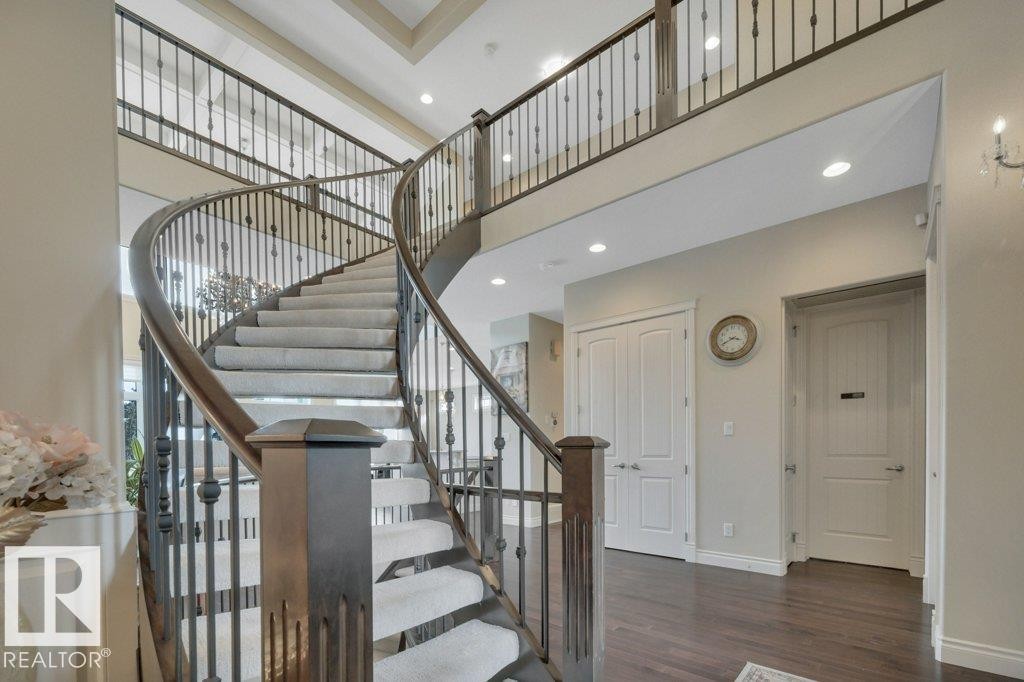 631 Howatt Drive, Edmonton, AB - Indoor Photo Showing Other Room