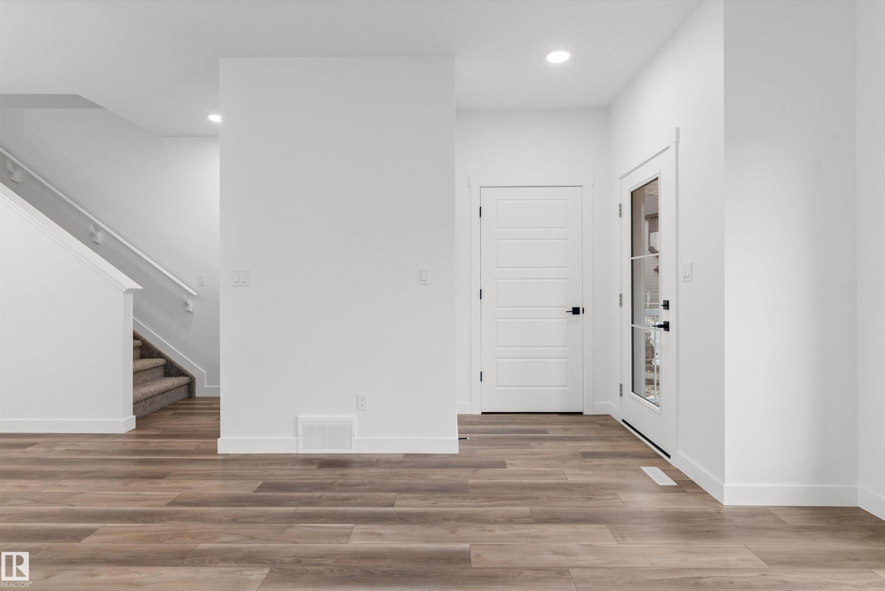 6222 175A Avenue, Edmonton, AB - Indoor Photo Showing Other Room