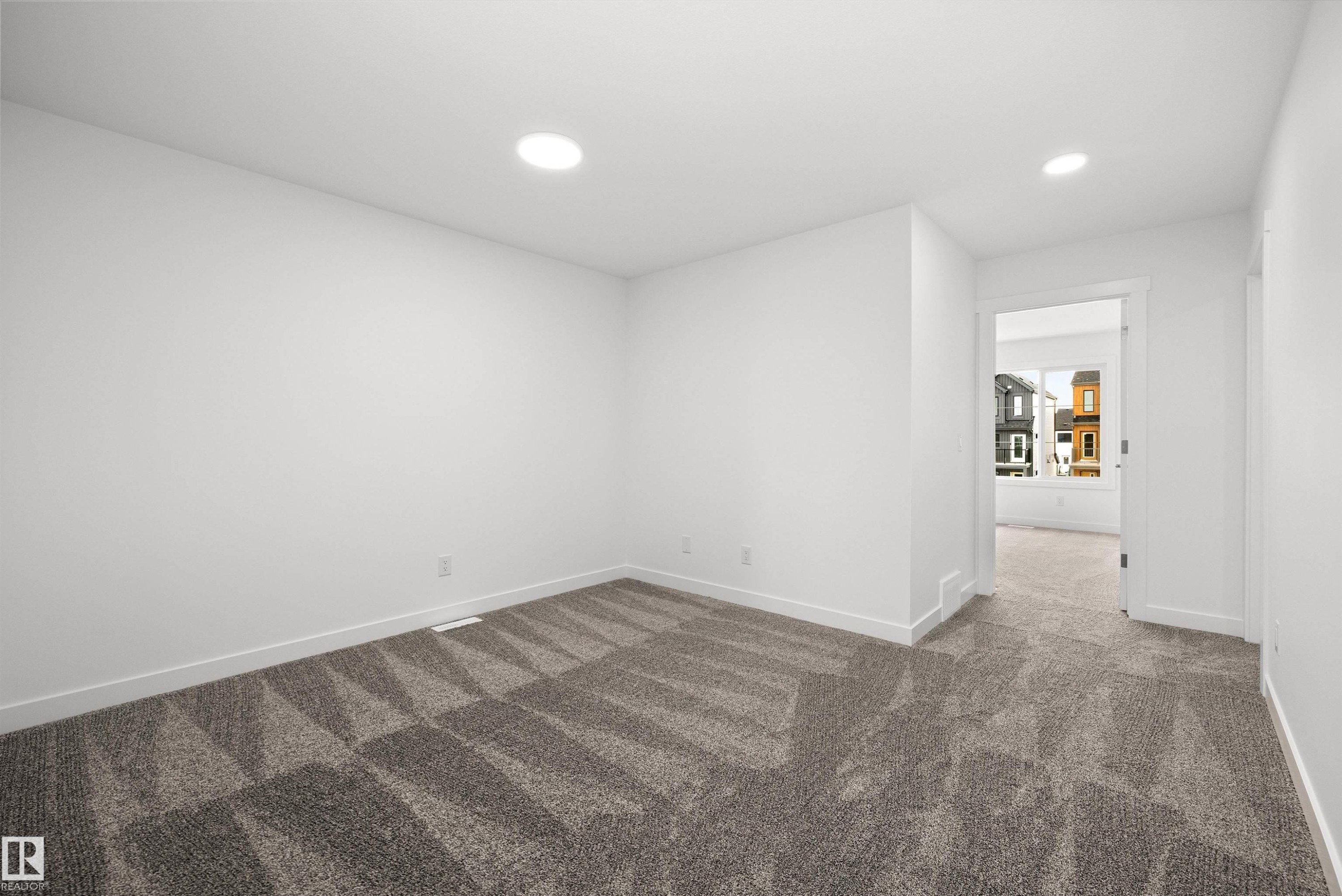 632 176 Avenue, Edmonton, AB - Indoor Photo Showing Other Room