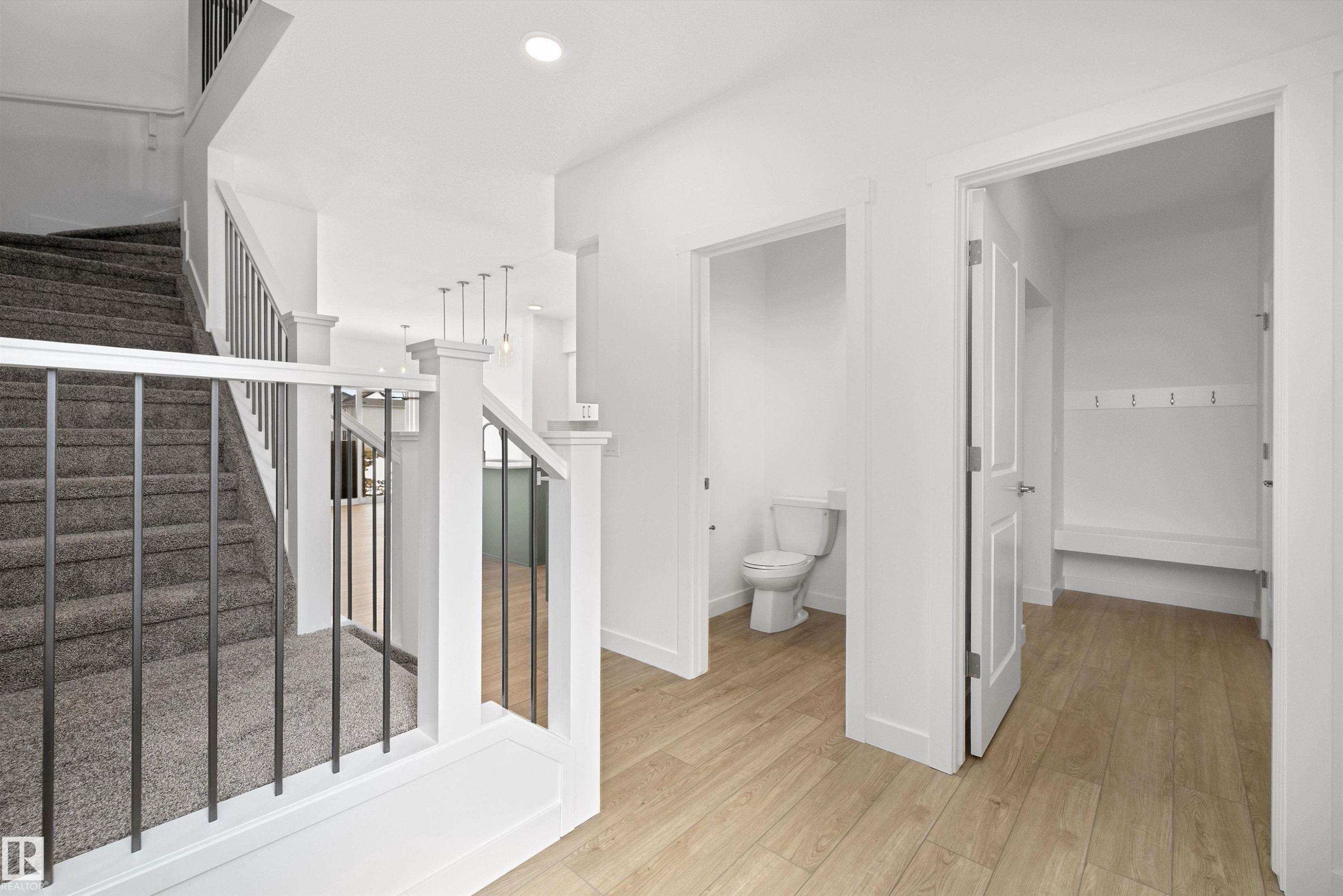 632 176 Avenue, Edmonton, AB - Photo Showing Other Room