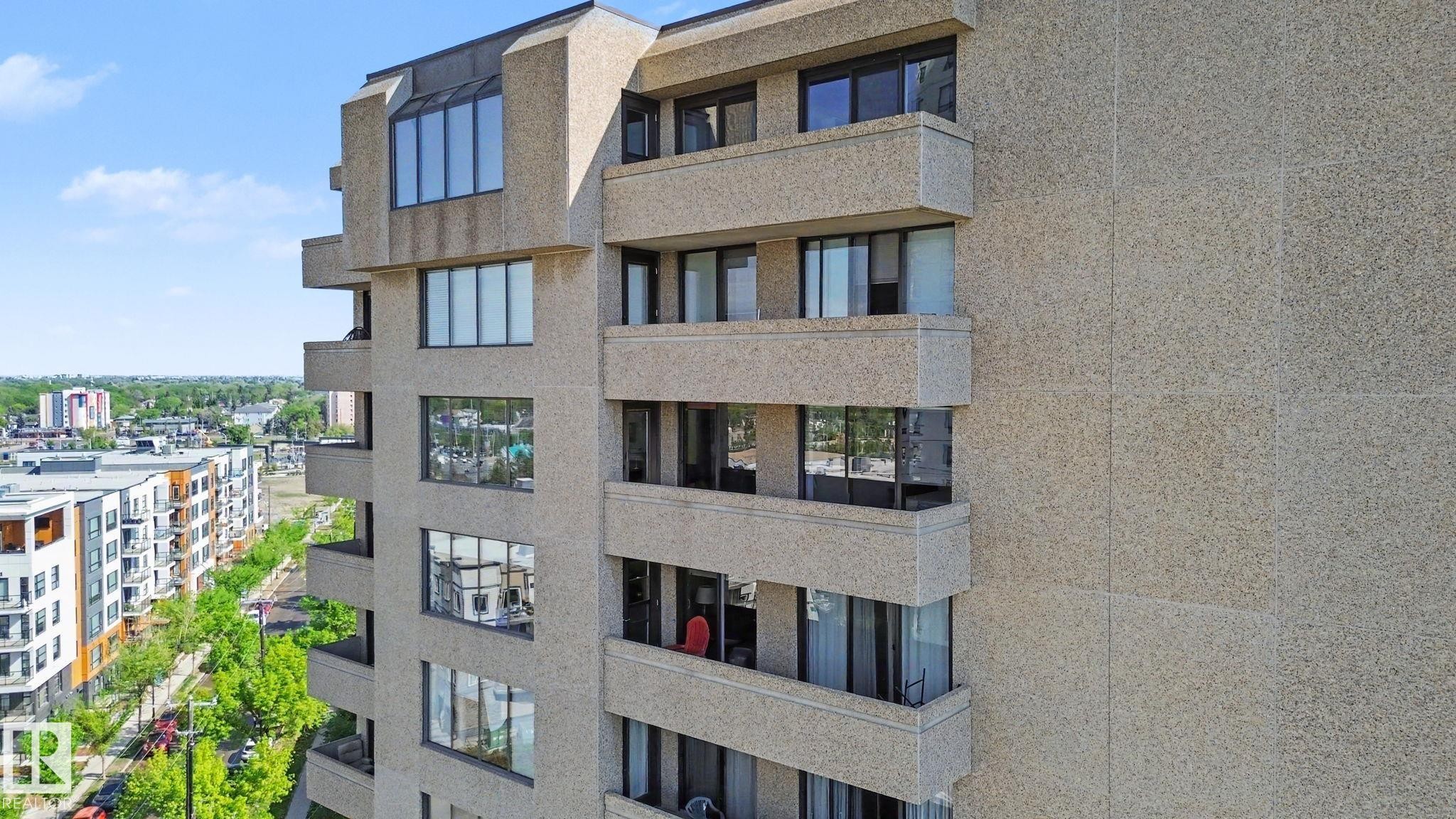 1105 8340 Jasper Avenue, Edmonton, AB - Outdoor