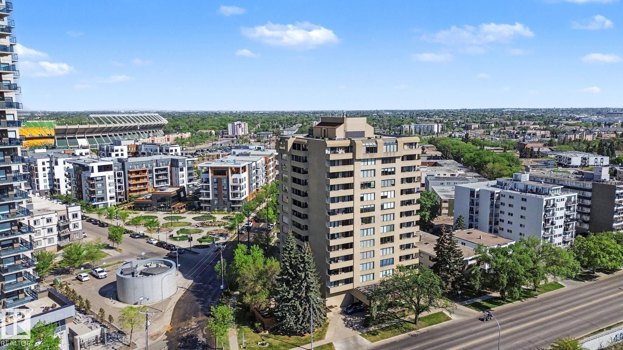 1105 8340 Jasper Avenue, Edmonton, AB - Outdoor