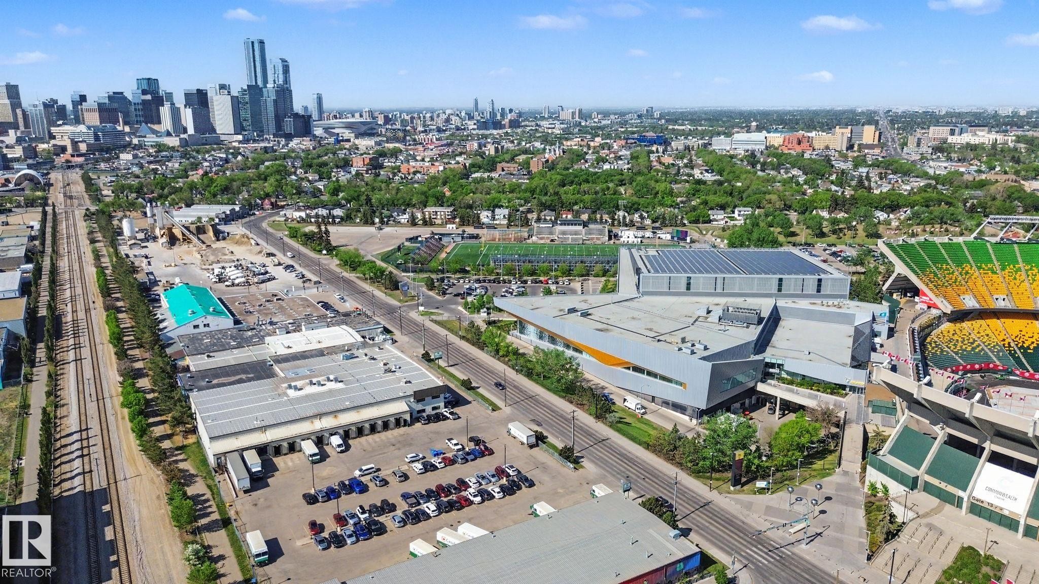1105 8340 Jasper Avenue, Edmonton, AB - Outdoor With View