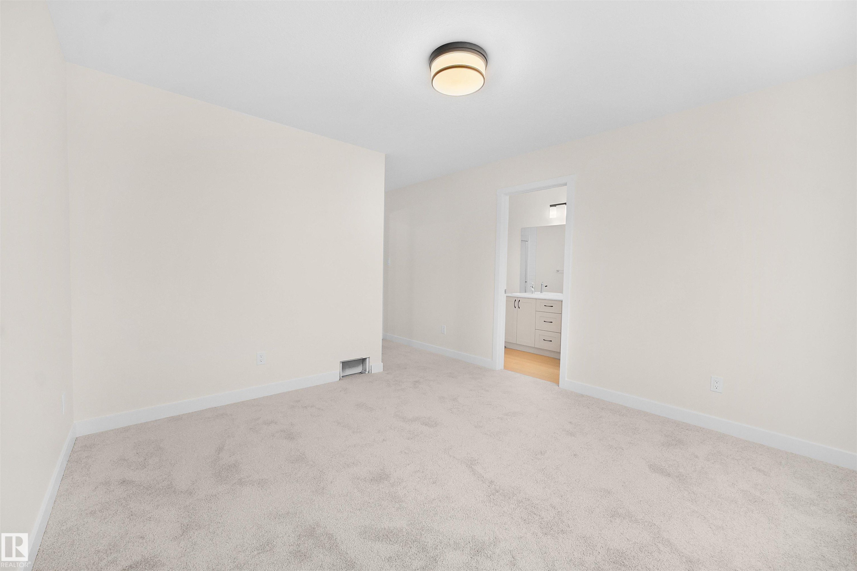 18971 28 Avenue, Edmonton, AB - Indoor Photo Showing Other Room
