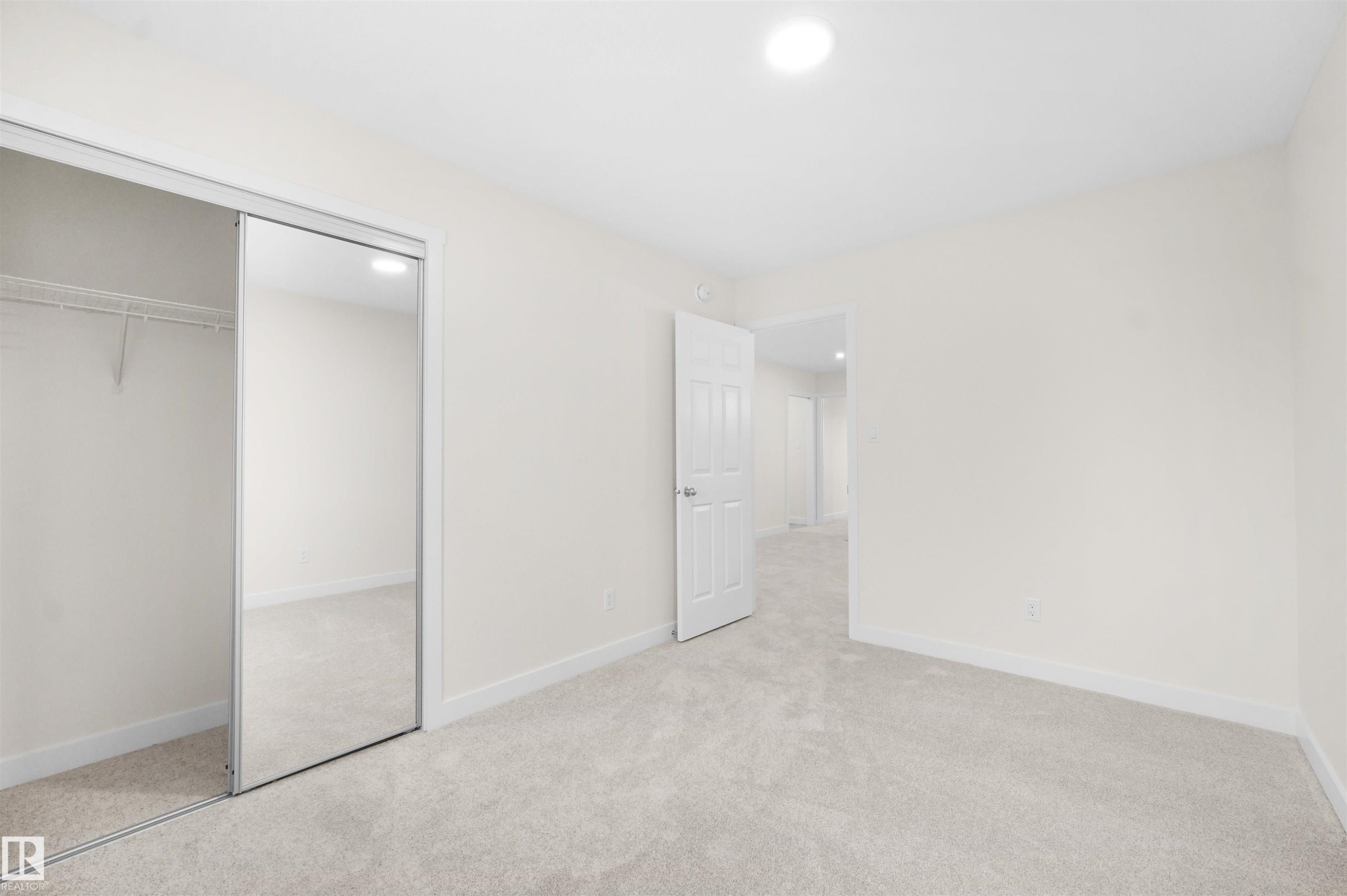 18971 28 Avenue, Edmonton, AB - Indoor Photo Showing Other Room