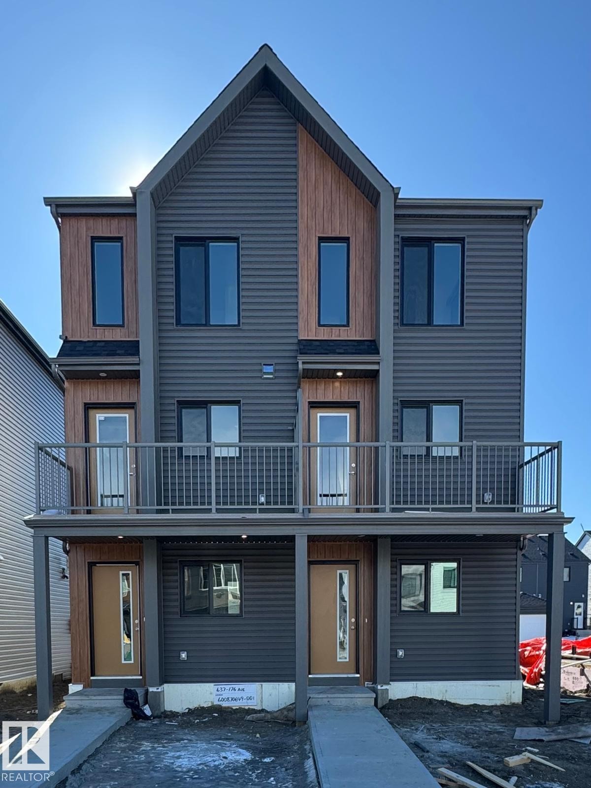 637 176 Avenue, Edmonton, AB - Outdoor With Facade