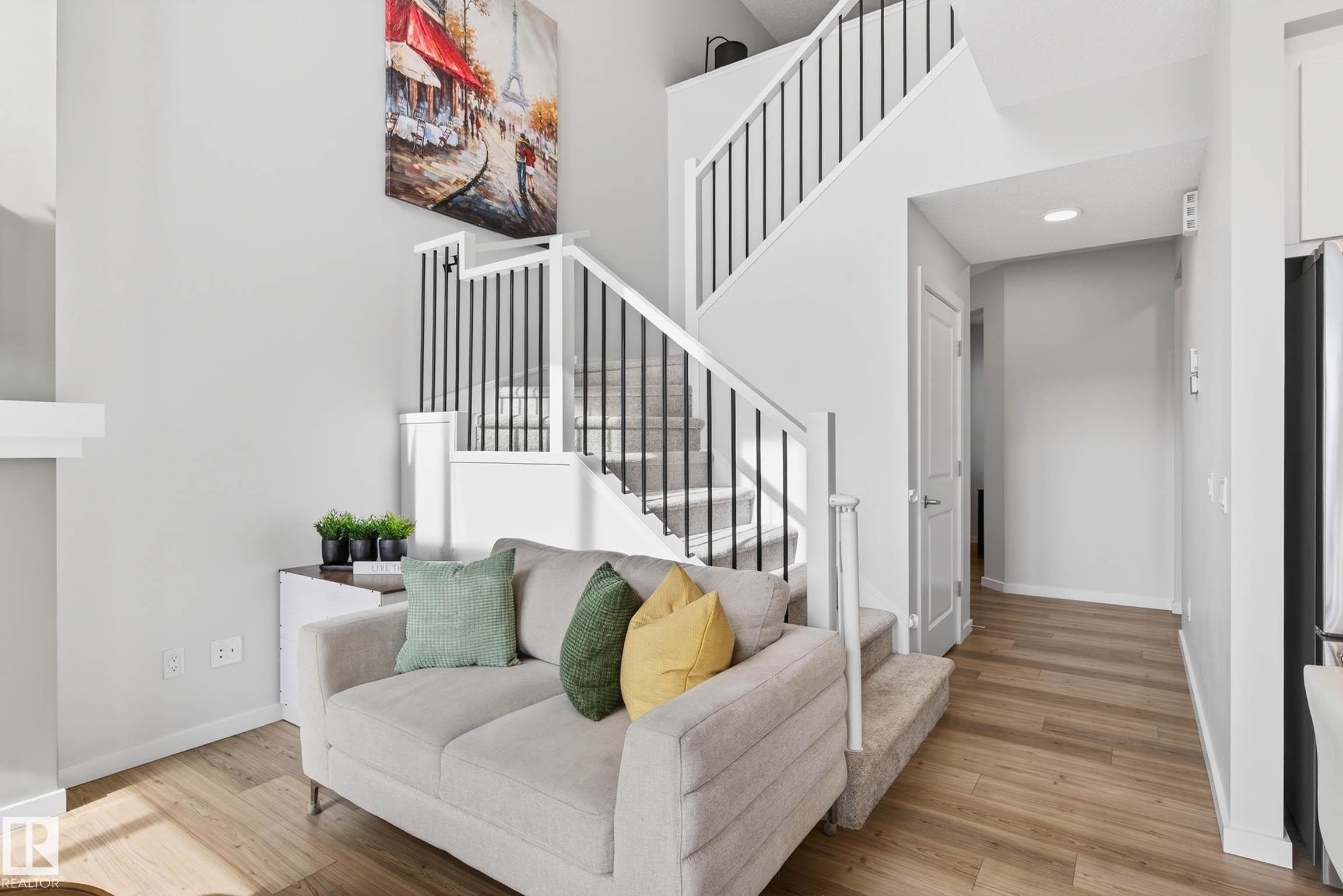 324 Stiles Way, Leduc, AB - Indoor