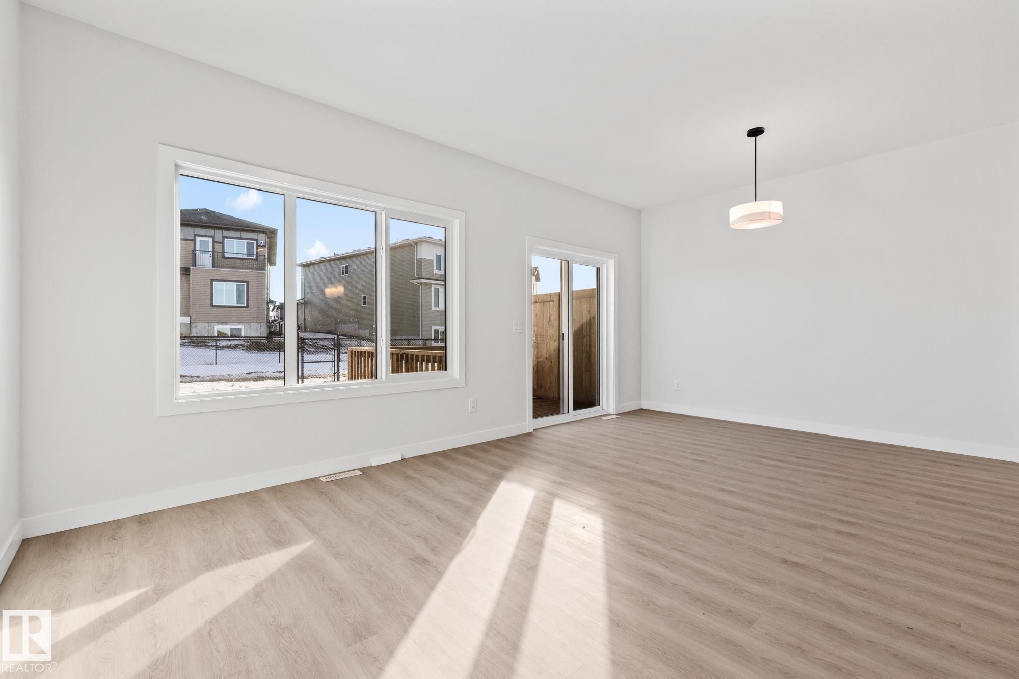 144 Honeysuckle Green, Leduc, AB - Indoor Photo Showing Other Room