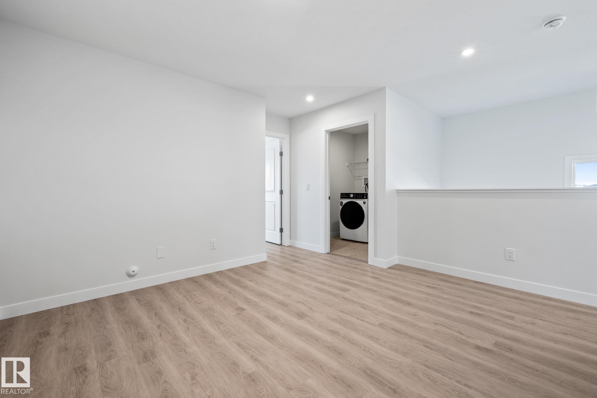 144 Honeysuckle Green, Leduc, AB - Indoor Photo Showing Other Room