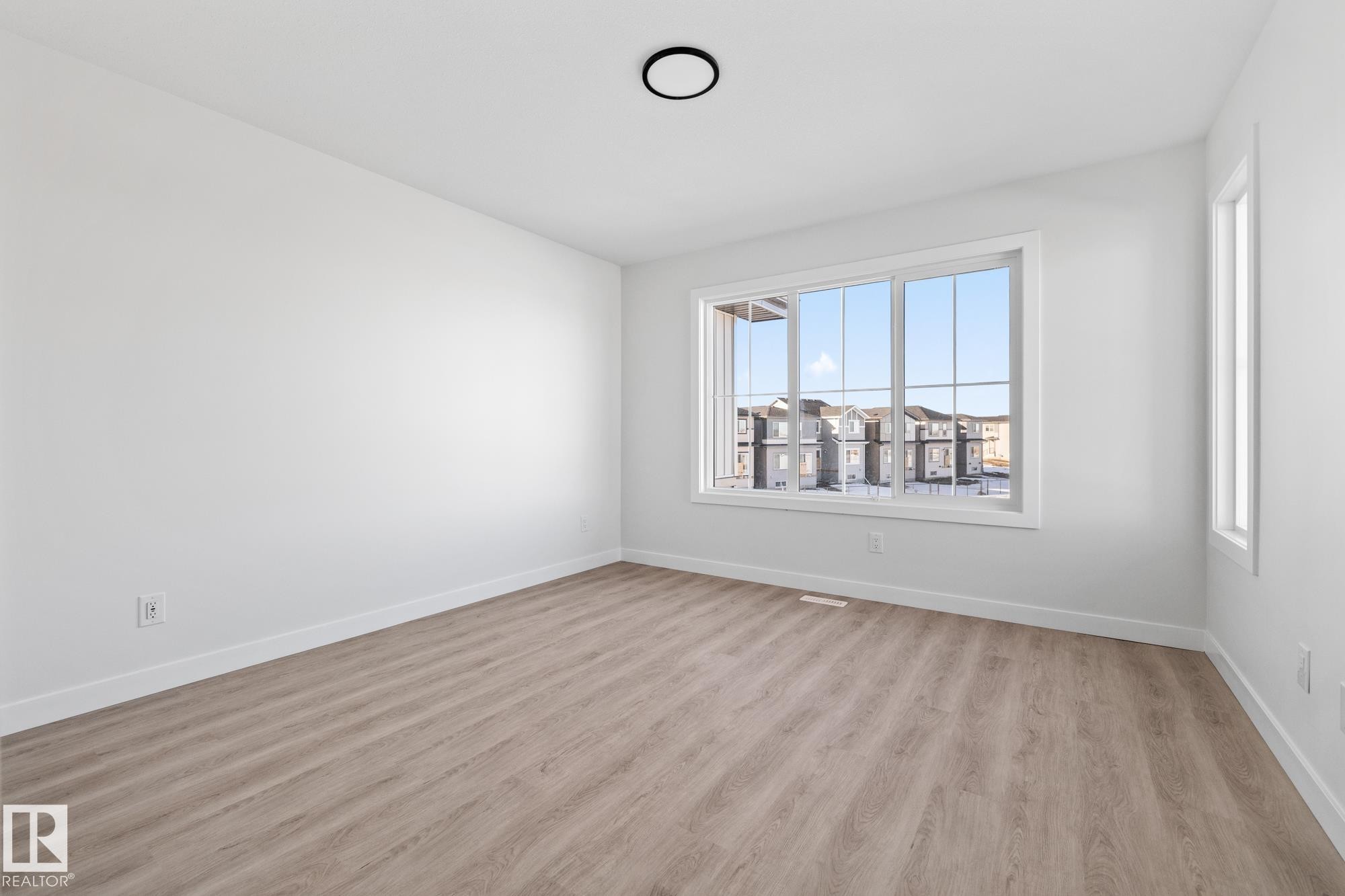 144 Honeysuckle Green, Leduc, AB - Indoor Photo Showing Other Room