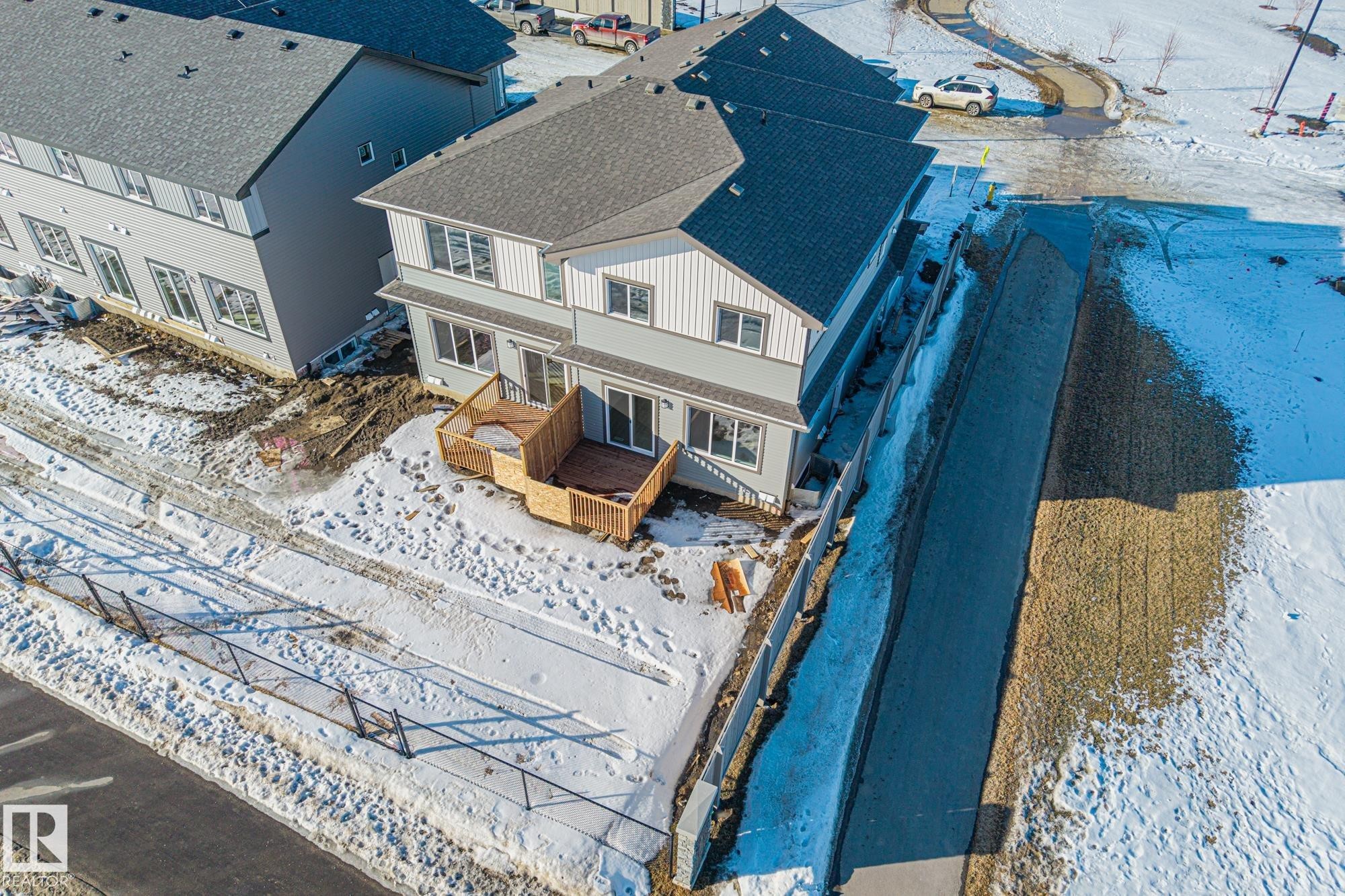 144 Honeysuckle Green, Leduc, AB - Outdoor