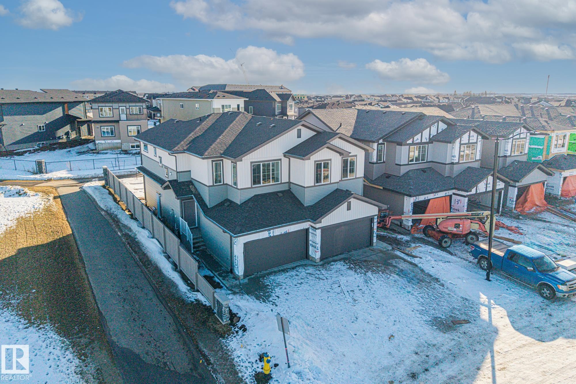 144 Honeysuckle Green, Leduc, AB - Outdoor