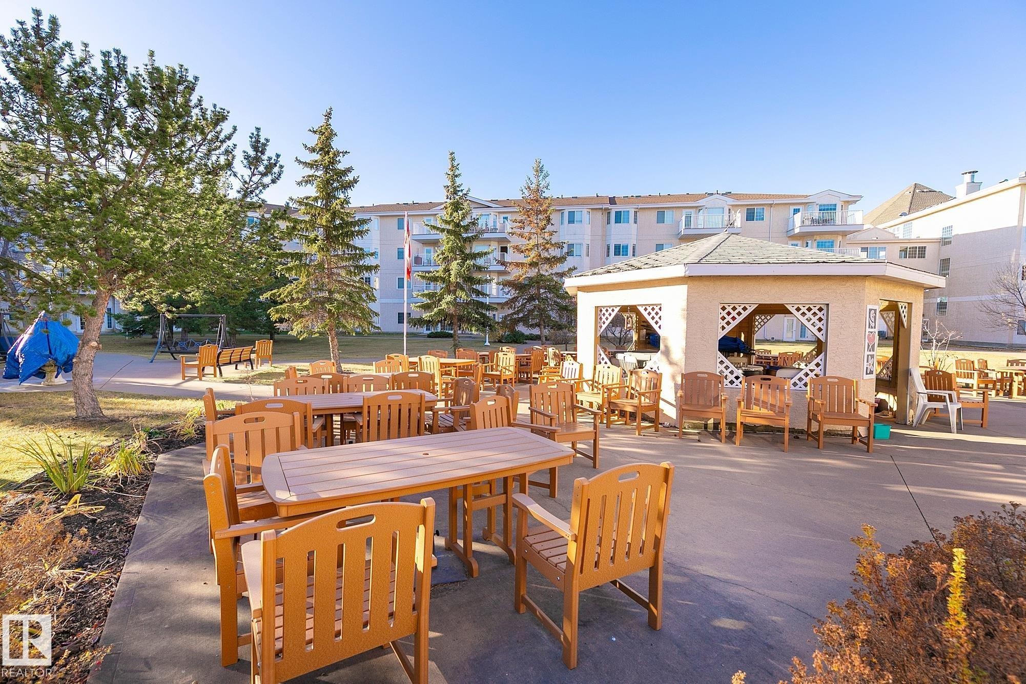 #246 13441 127 Street, Edmonton, AB - Outdoor