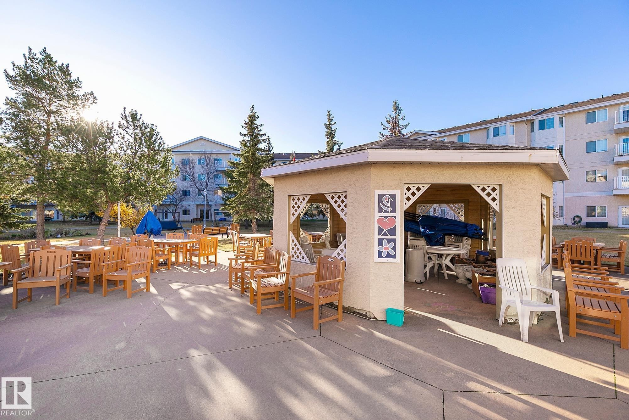 #246 13441 127 Street, Edmonton, AB - Outdoor