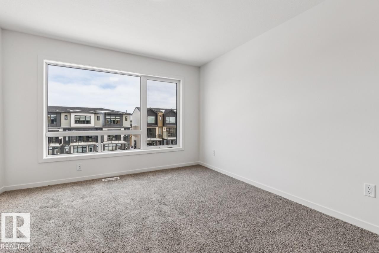 2618 Alces Way, Edmonton, AB - Indoor Photo Showing Other Room