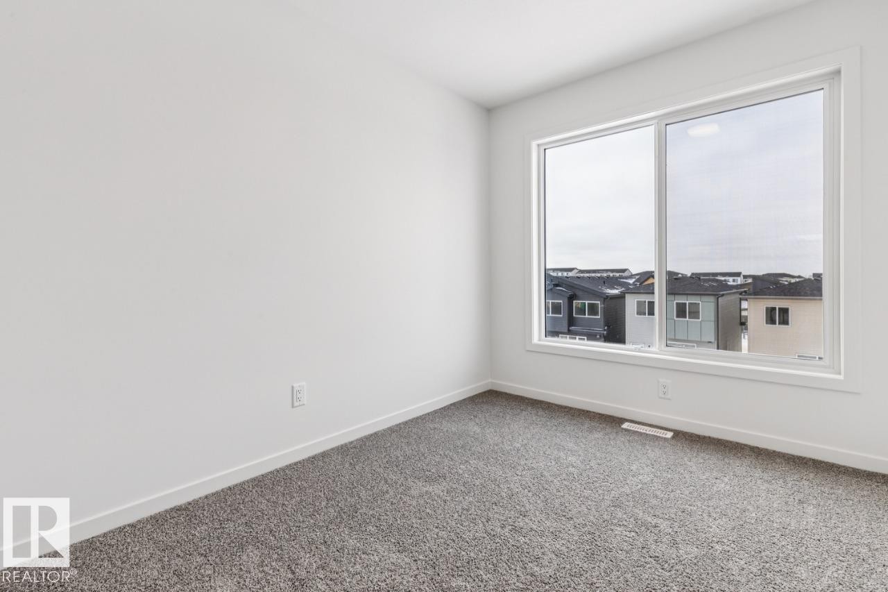 2618 Alces Way, Edmonton, AB - Indoor Photo Showing Other Room