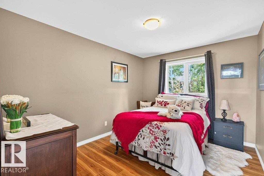 129 50529 Rge Road 21, Rural Parkland County, AB - Indoor Photo Showing Bedroom