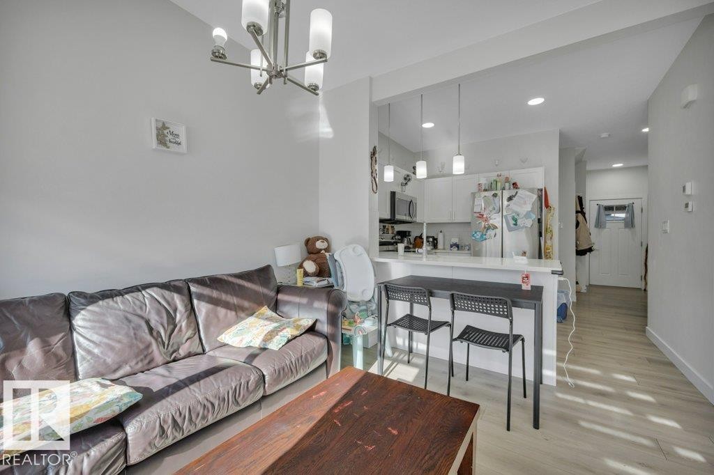 46 603 Orchards Boulevard, Edmonton, AB - Indoor