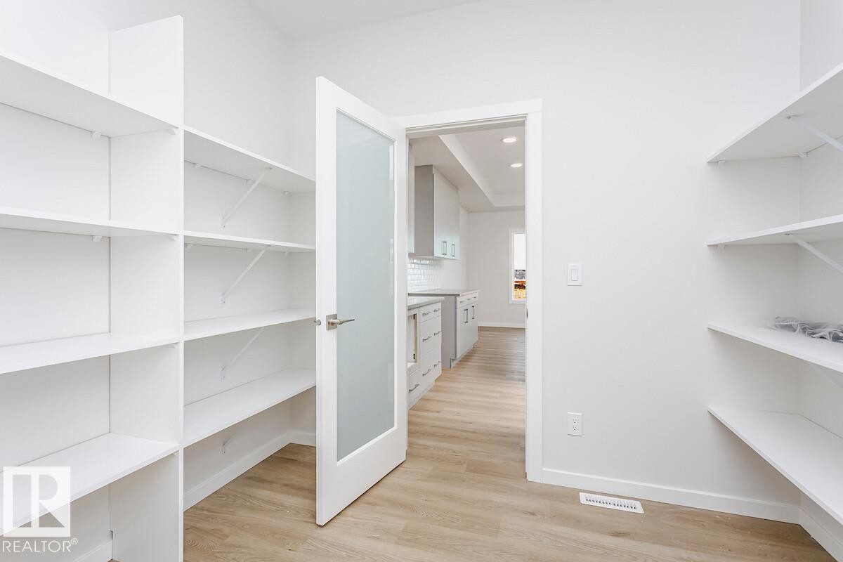 7622 Kimiwan Crescent, Edmonton, AB - Indoor With Storage