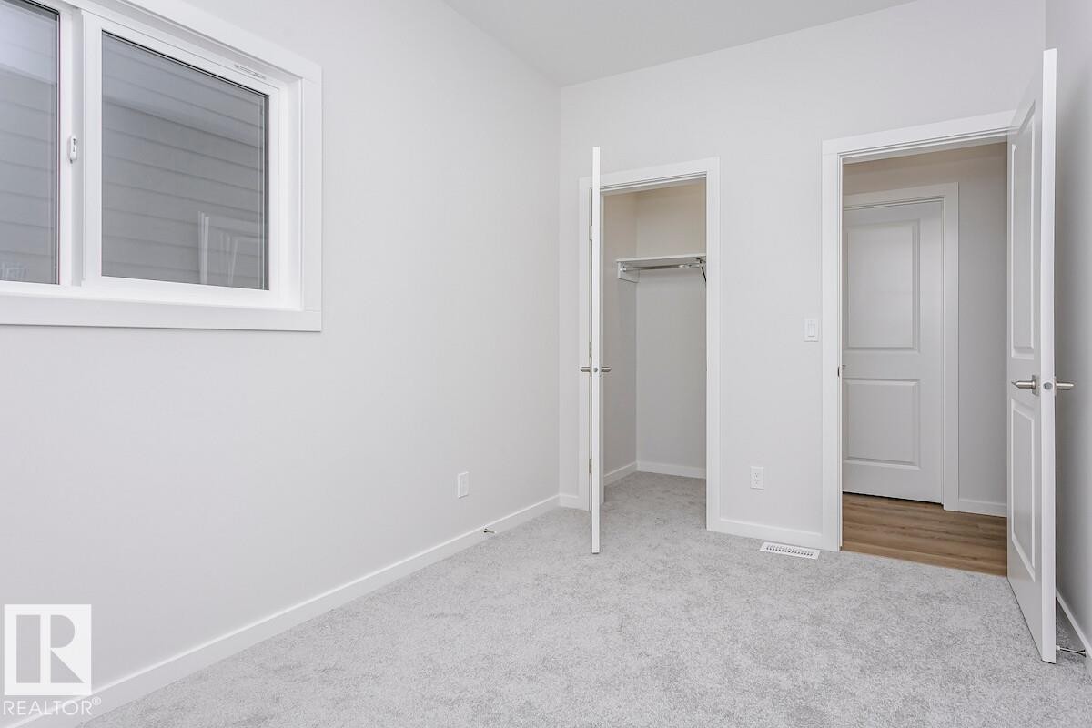 7622 Kimiwan Crescent, Edmonton, AB - Indoor Photo Showing Other Room