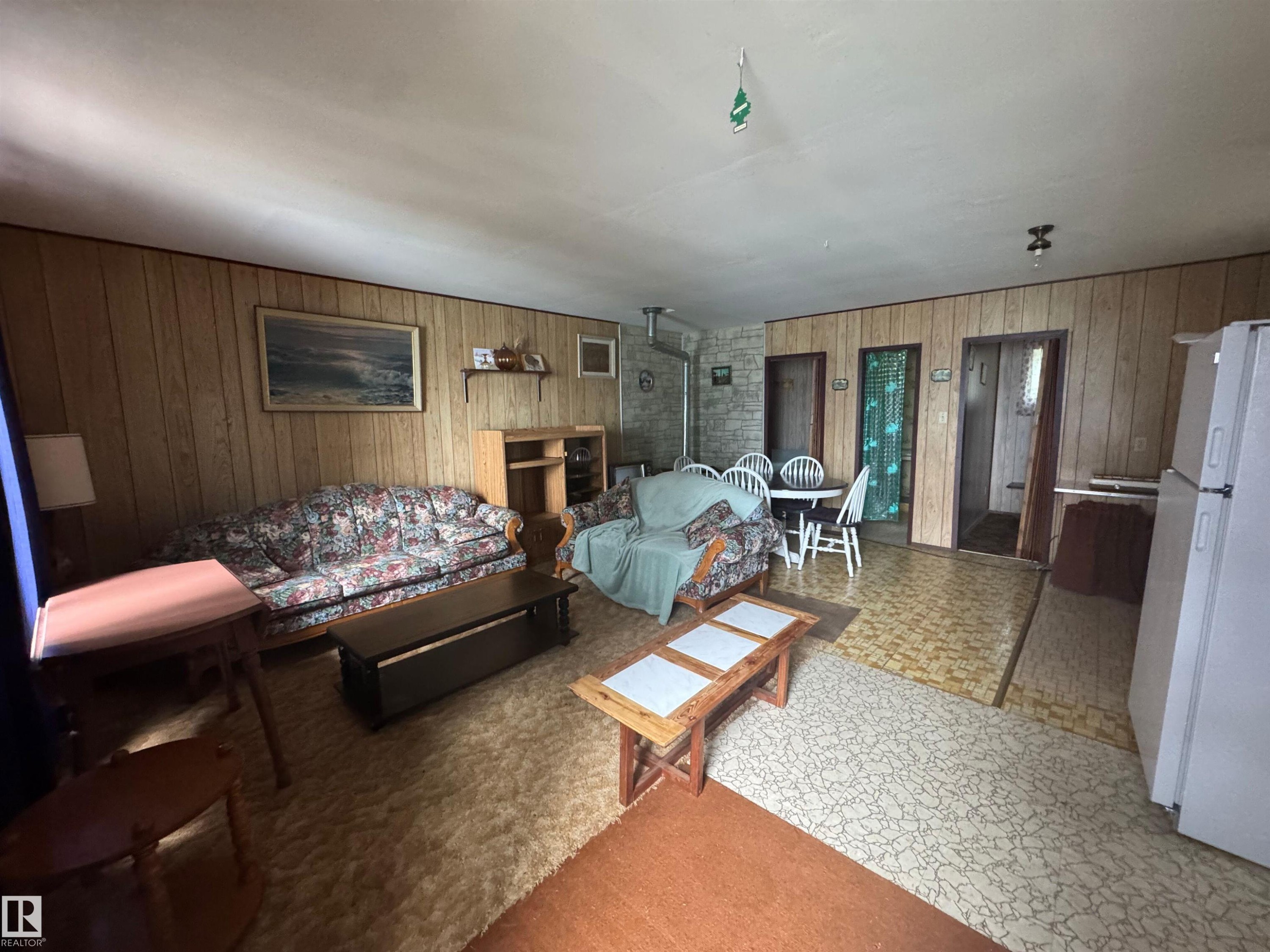 128 Canary Drive, Rural Athabasca County, AB - Indoor Photo Showing Other Room