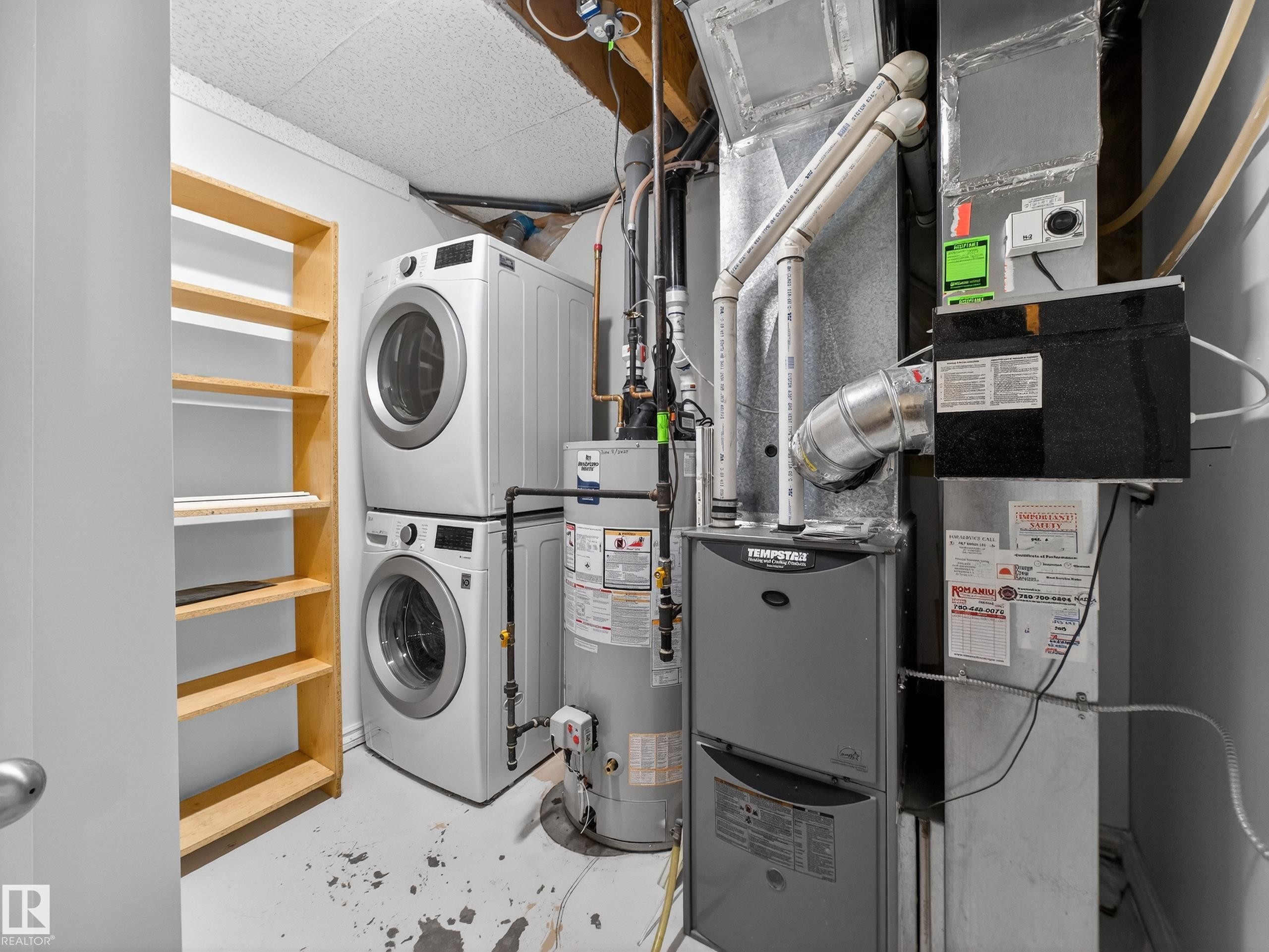 11933 77 Street, Edmonton, AB - Indoor Photo Showing Laundry Room