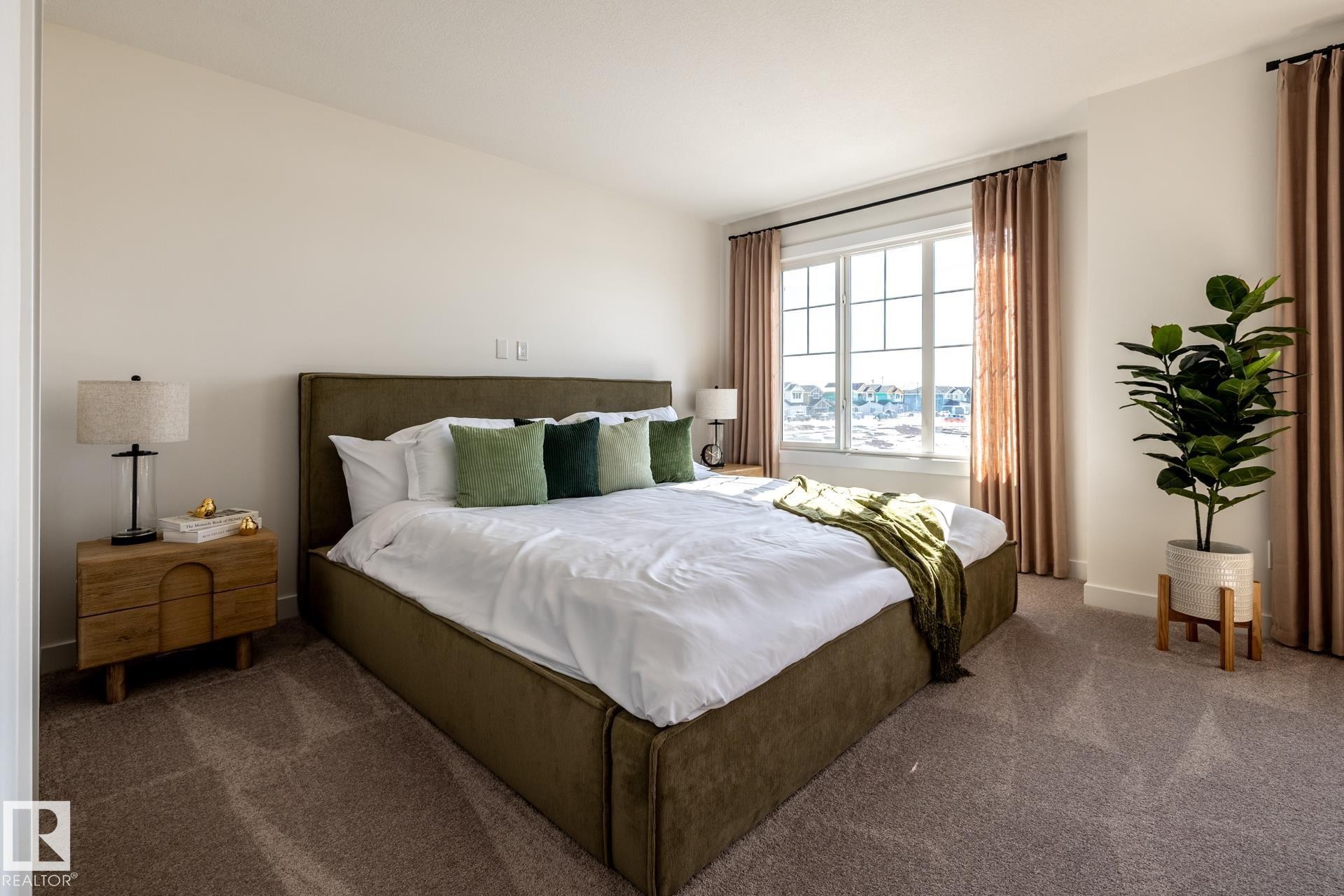 224 Falcon Crescent, Leduc, AB - Indoor Photo Showing Bedroom